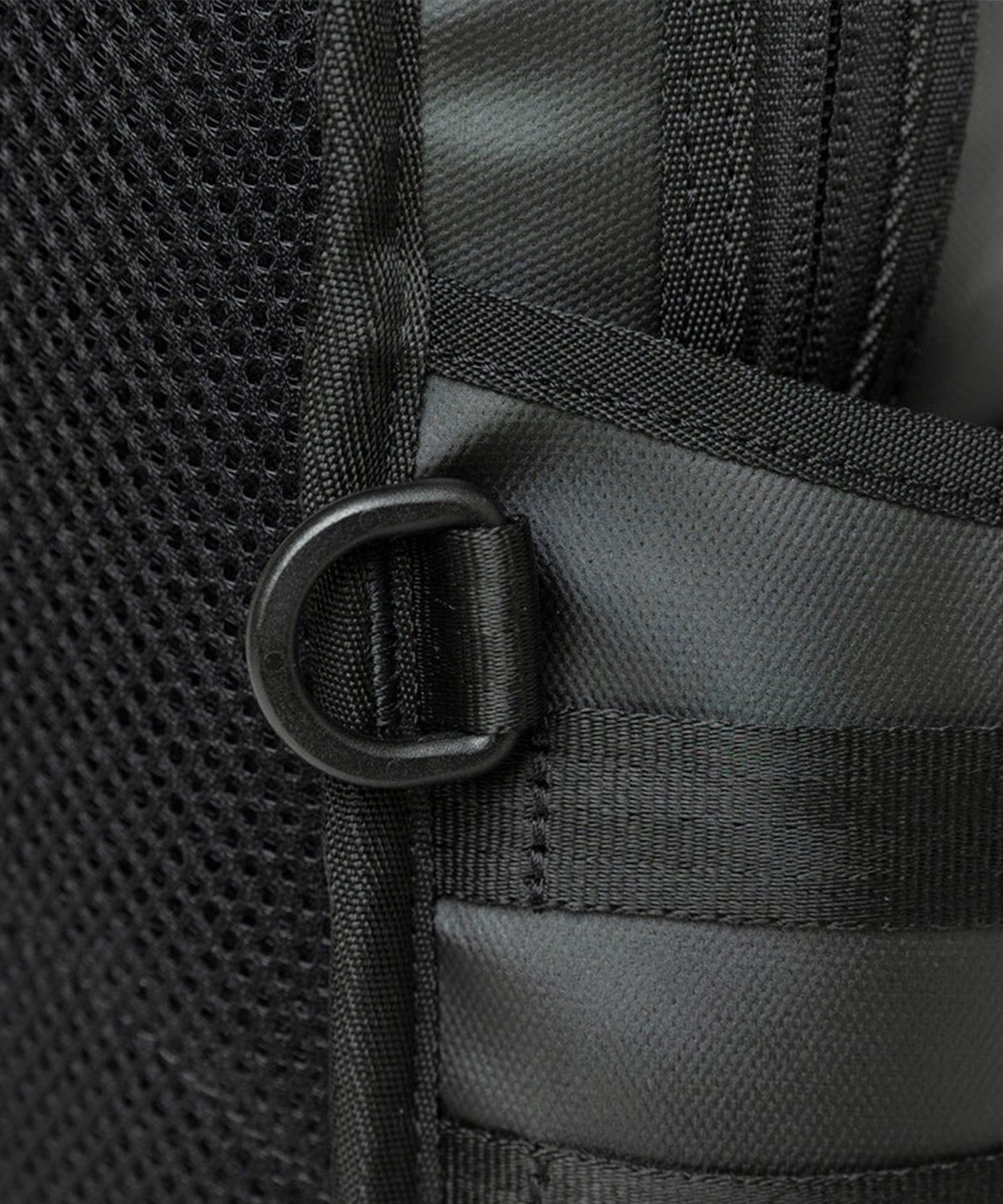 NEW ERA ニューエラ ボディバッグ 12L SLING BODY BA TPU BLK 14521309