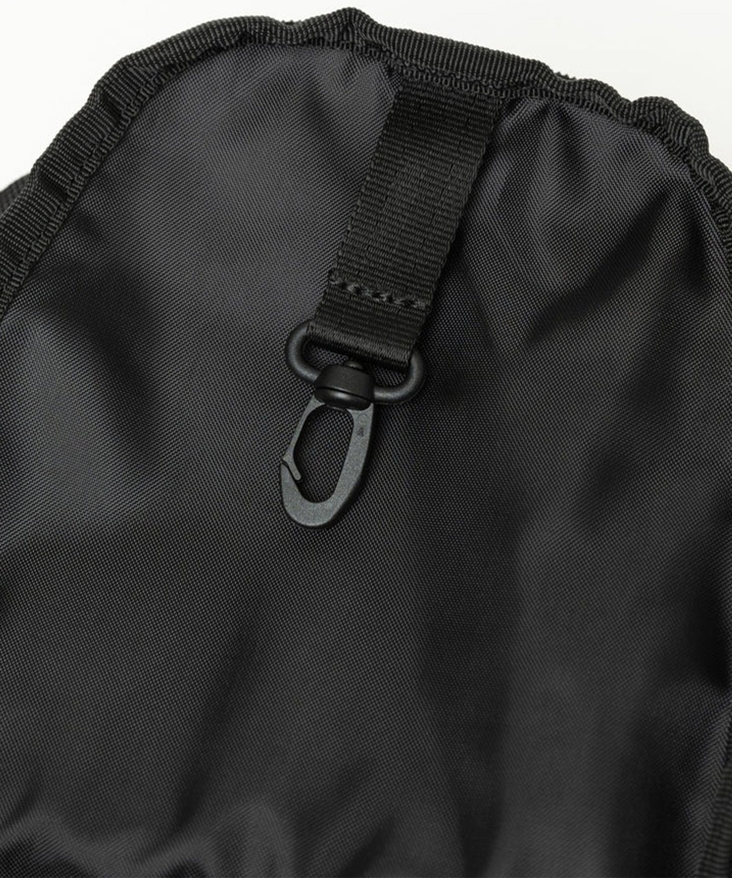 NEW ERA ニューエラ ボディバッグ シンプル 8L BODY BAG BLK 14521373