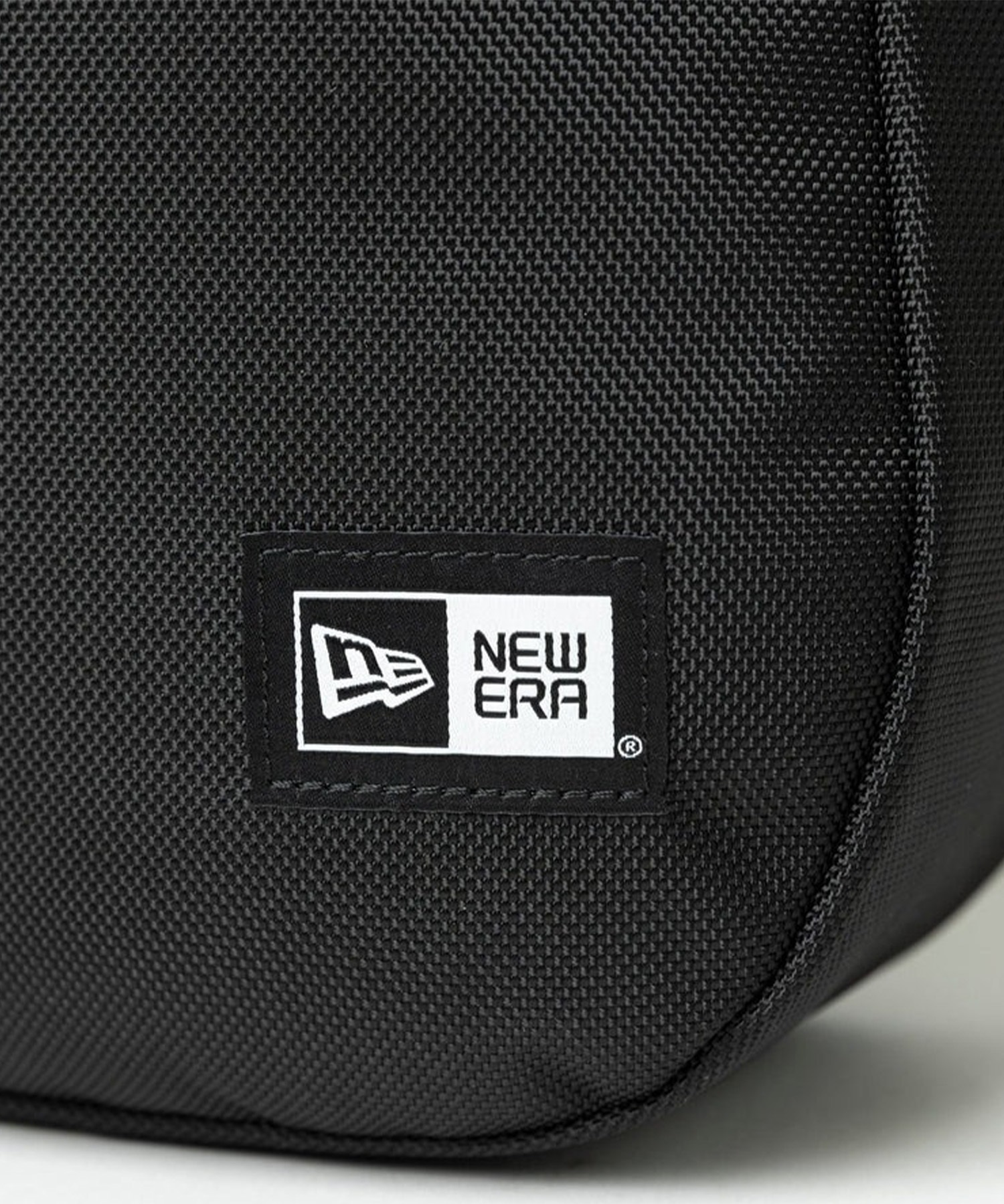 NEW ERA ニューエラ ボディバッグ シンプル 8L BODY BAG BLK 14521373 