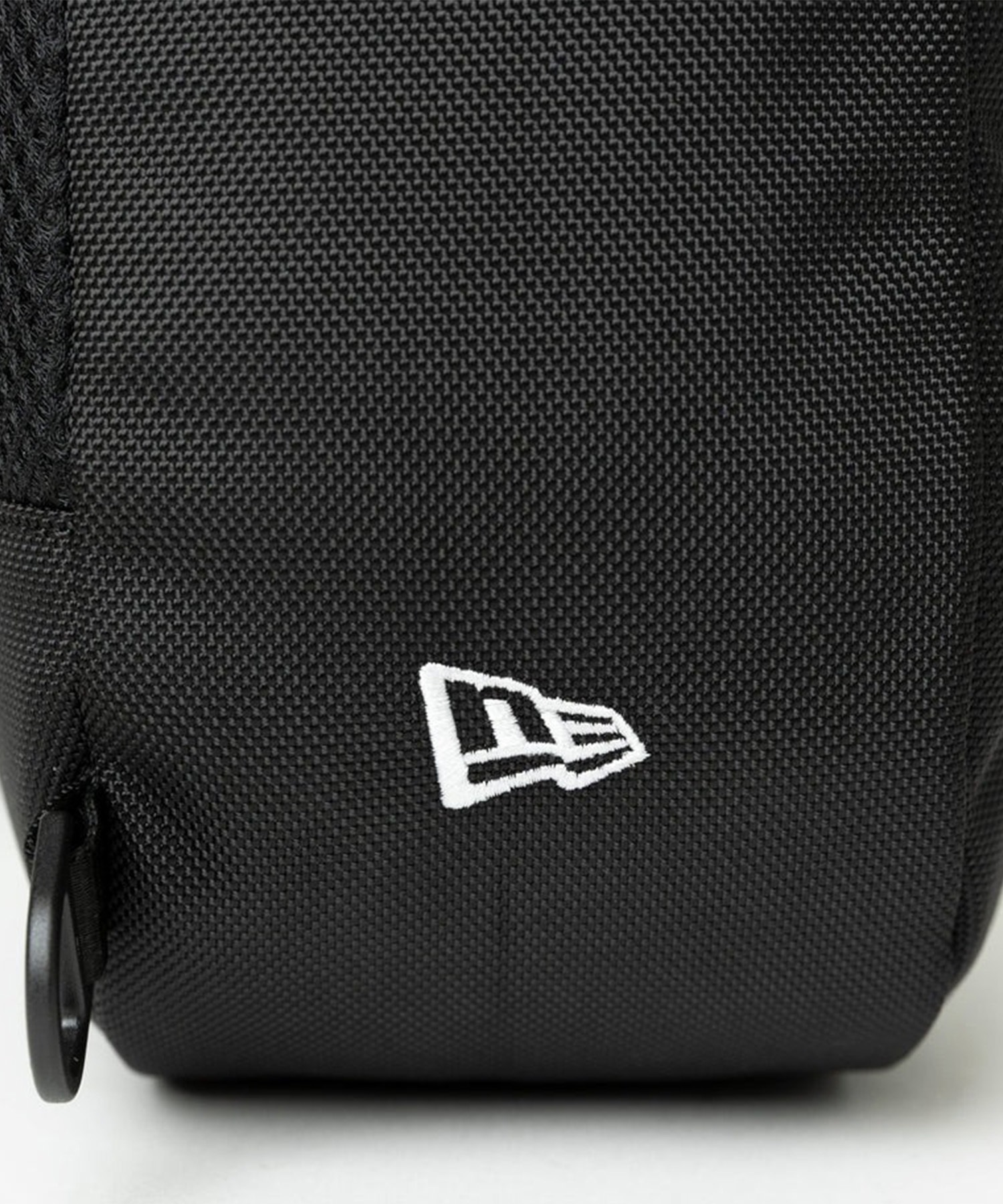 NEW ERA ニューエラ ボディバッグ シンプル 8L BODY BAG BLK 14521373
