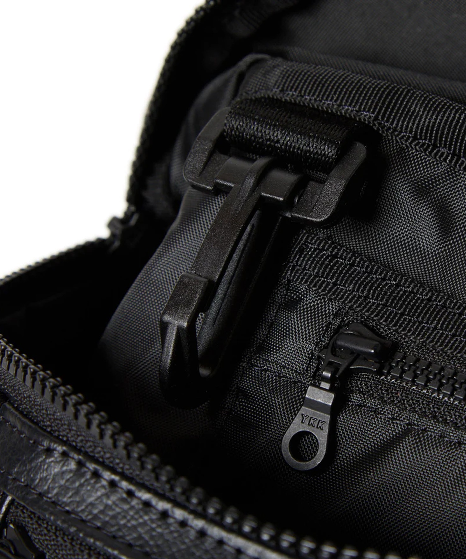 【タイムサービス‼️】ブラック ボディバッグ・ウエストポーチ セール】 【軽量・多ポケット】ナイロンボディバッグ