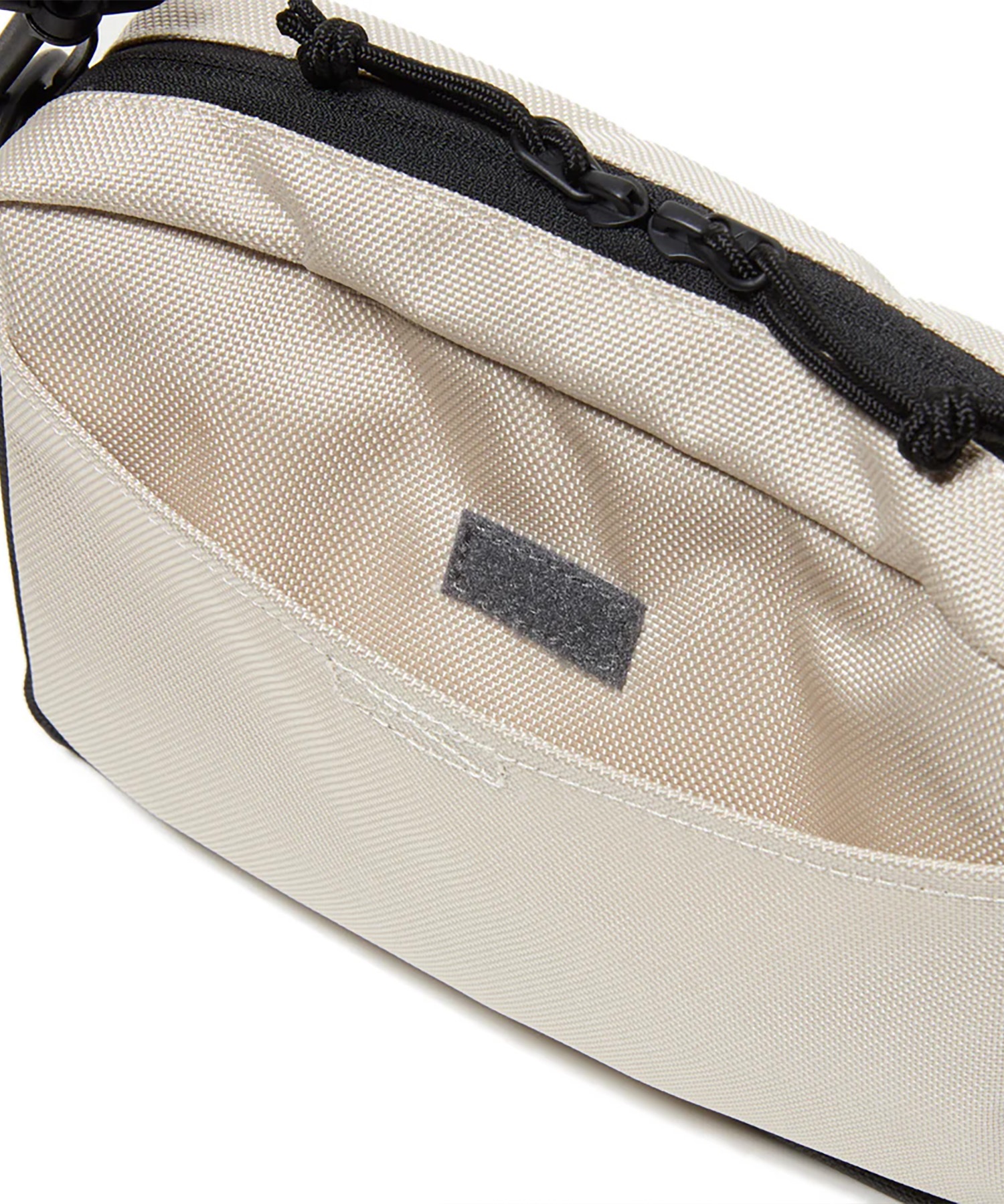 Stone  ショルダーバッグ NEW ERA ニューエラ ショルダーバッグ 2L SHOULDER POUCH ショルダー