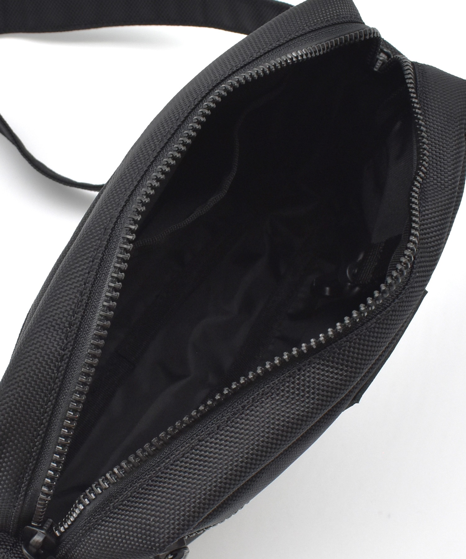 NEW ERA ニューエラ ショルダーバッグ S POUCH LARGE MS 14699378