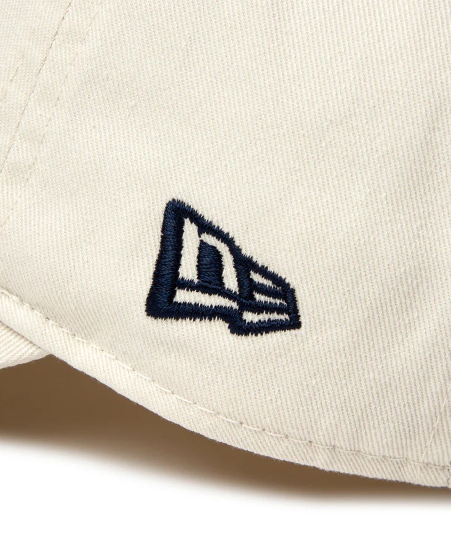 ニューエラ　売り切れ商品　アイボリー カジュアルクラシック ベーシック アイボリー × ブラック | ニューエラ