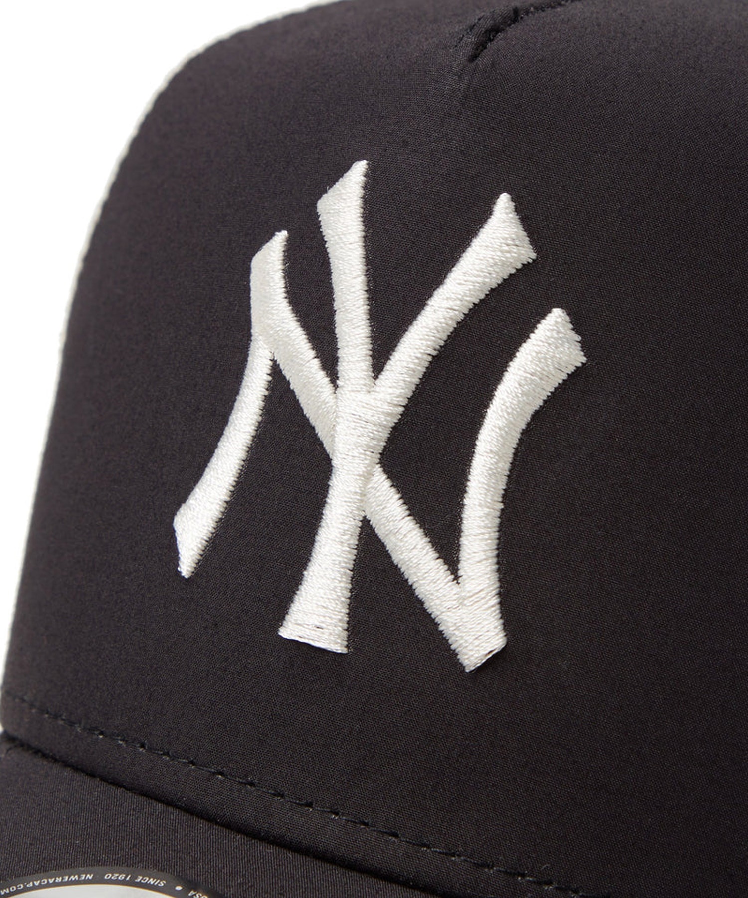 NEW ERA ニューエラ キャップ 帽子 9FORTY A-Frame トラッカー MLB Typewriter ニューヨーク・ヤンキース ブラック クロームホワイト 14388614(BLK-FREE)
