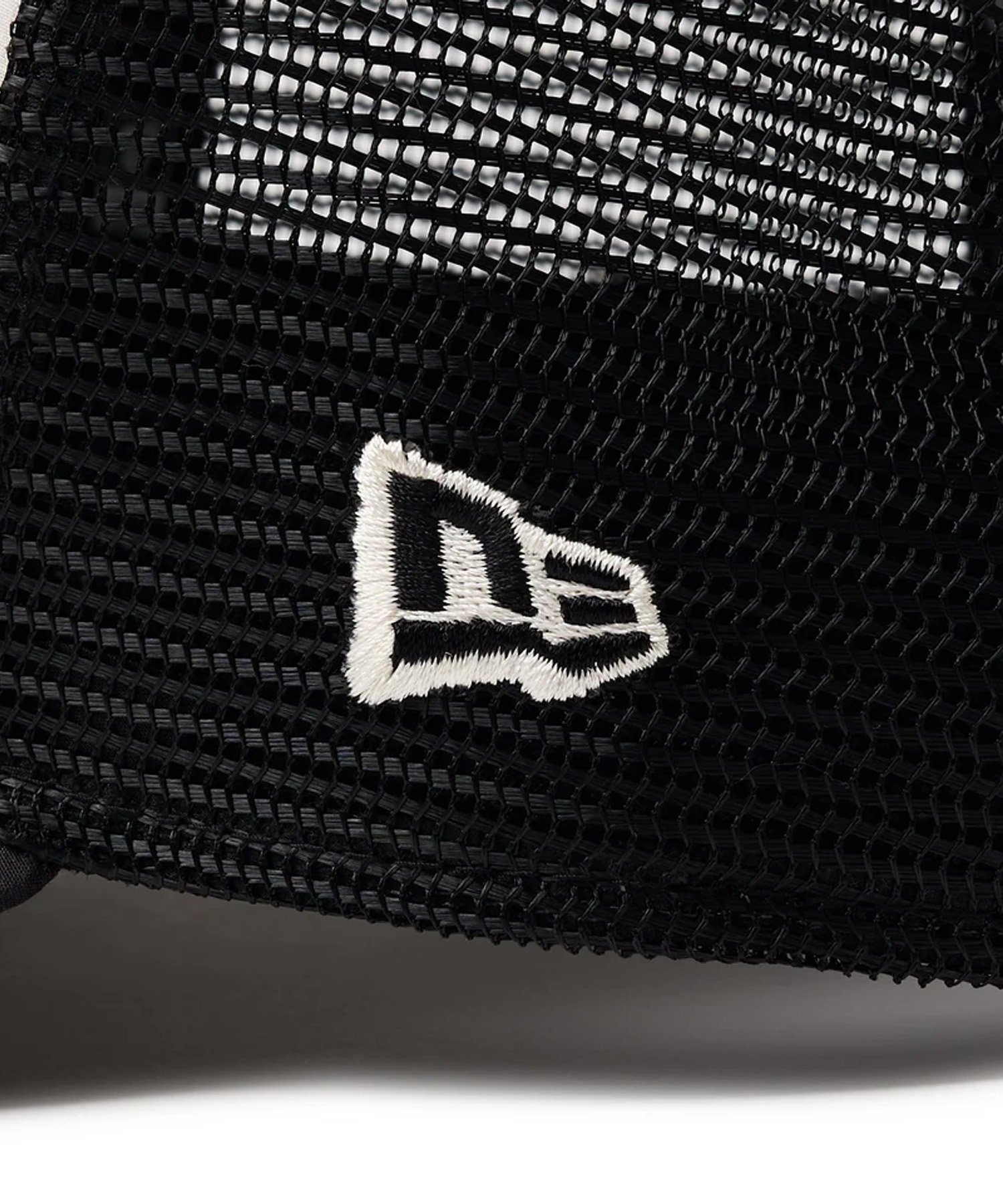 NEW ERA ニューエラ キャップ 帽子 9FORTY A-Frame トラッカー MLB Typewriter ロサンゼルス・ドジャース ブラック クロームホワイト 14388615(BLK-FREE)