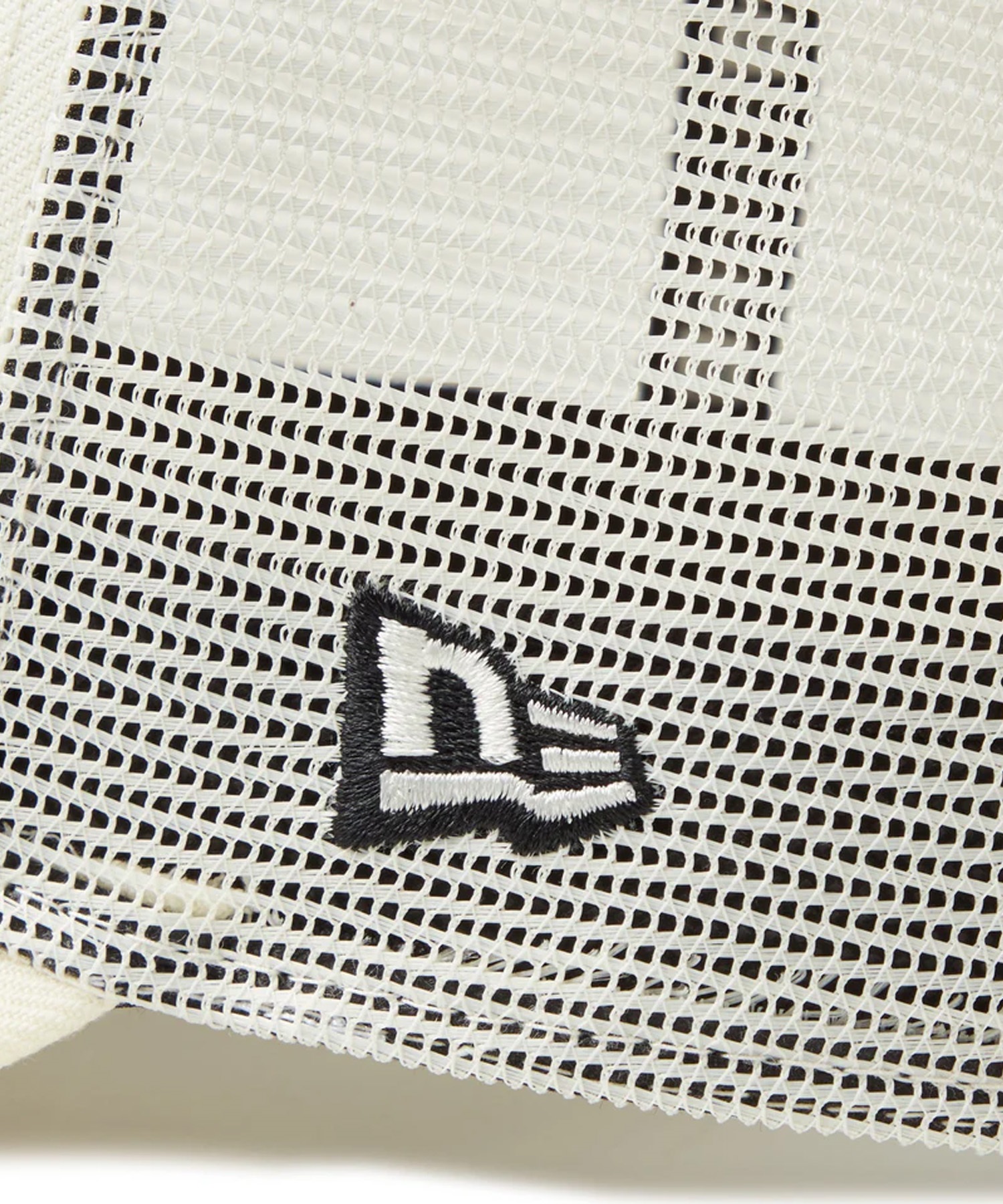 NEW ERA ニューエラ キャップ 帽子 9FORTY A-Frame トラッカー Cap Logo クローム 14388651(CHR-FREE)