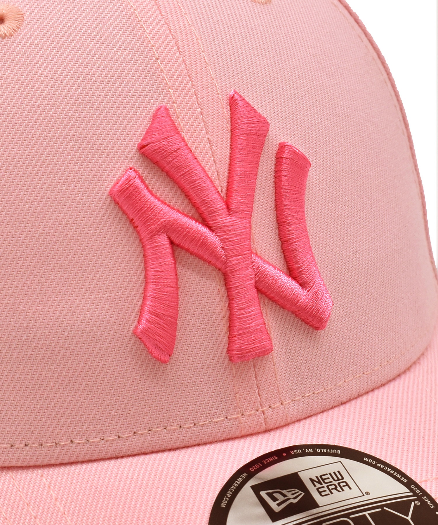 NEWERA 9FORTY ライトピンク　スワロフスキー NEWERA 9FORTY ライトピンク スワロフスキー 帽子