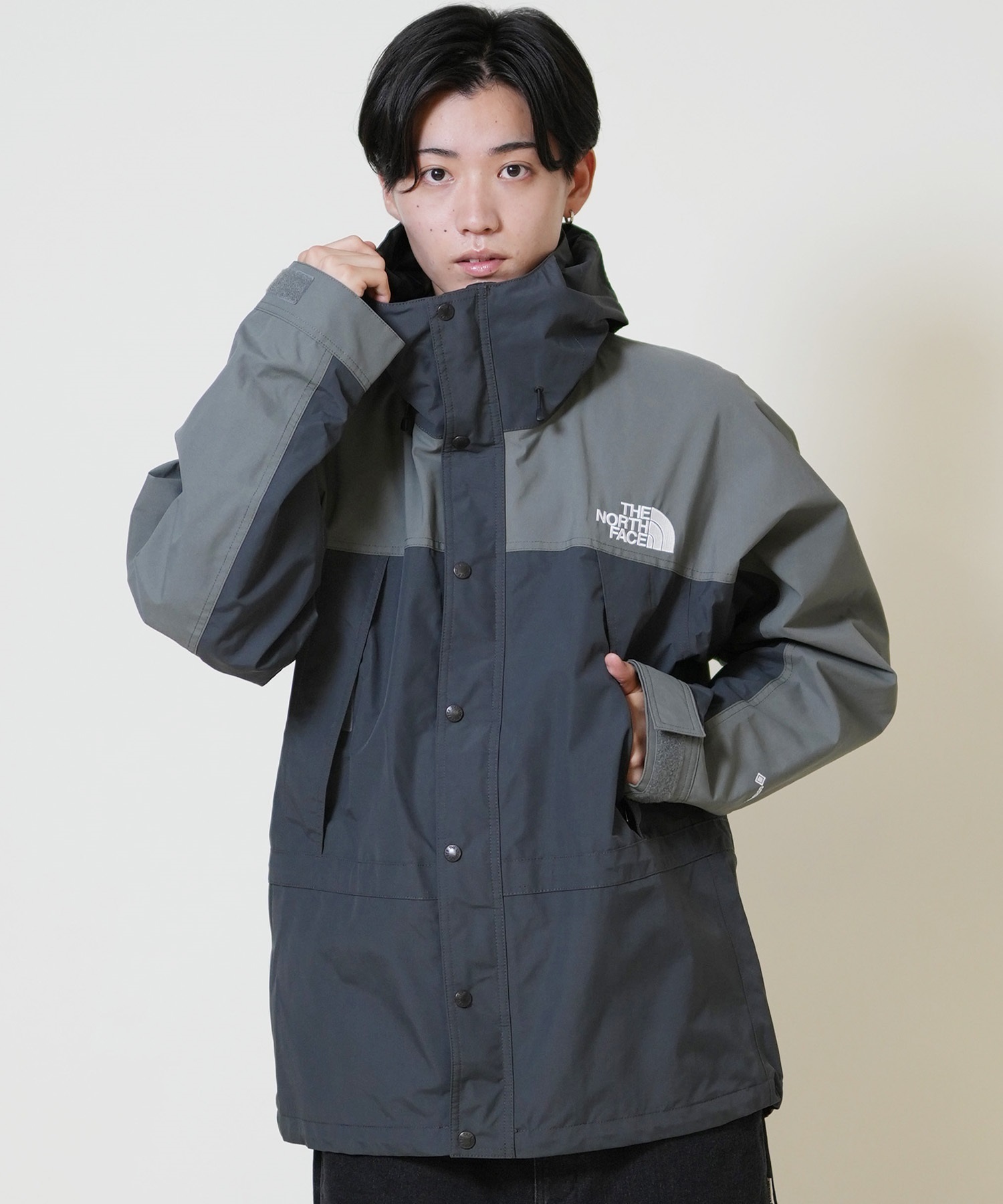 ノースフェイス THE NORTH FACE マウンテンパーカー L 紺 THE NORTH FACE ザ・ノース・フェイス マウンテンパーカー