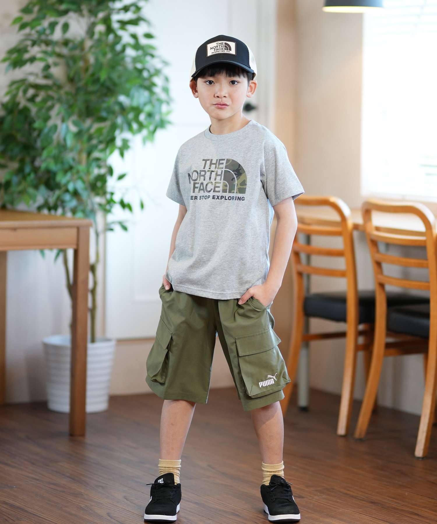 THE NORTH FACE ザ・ノース・フェイス Tシャツ キッズ 半袖 UVカット ショートスリーブカモロゴティー NTJ32359(WW-130cm)