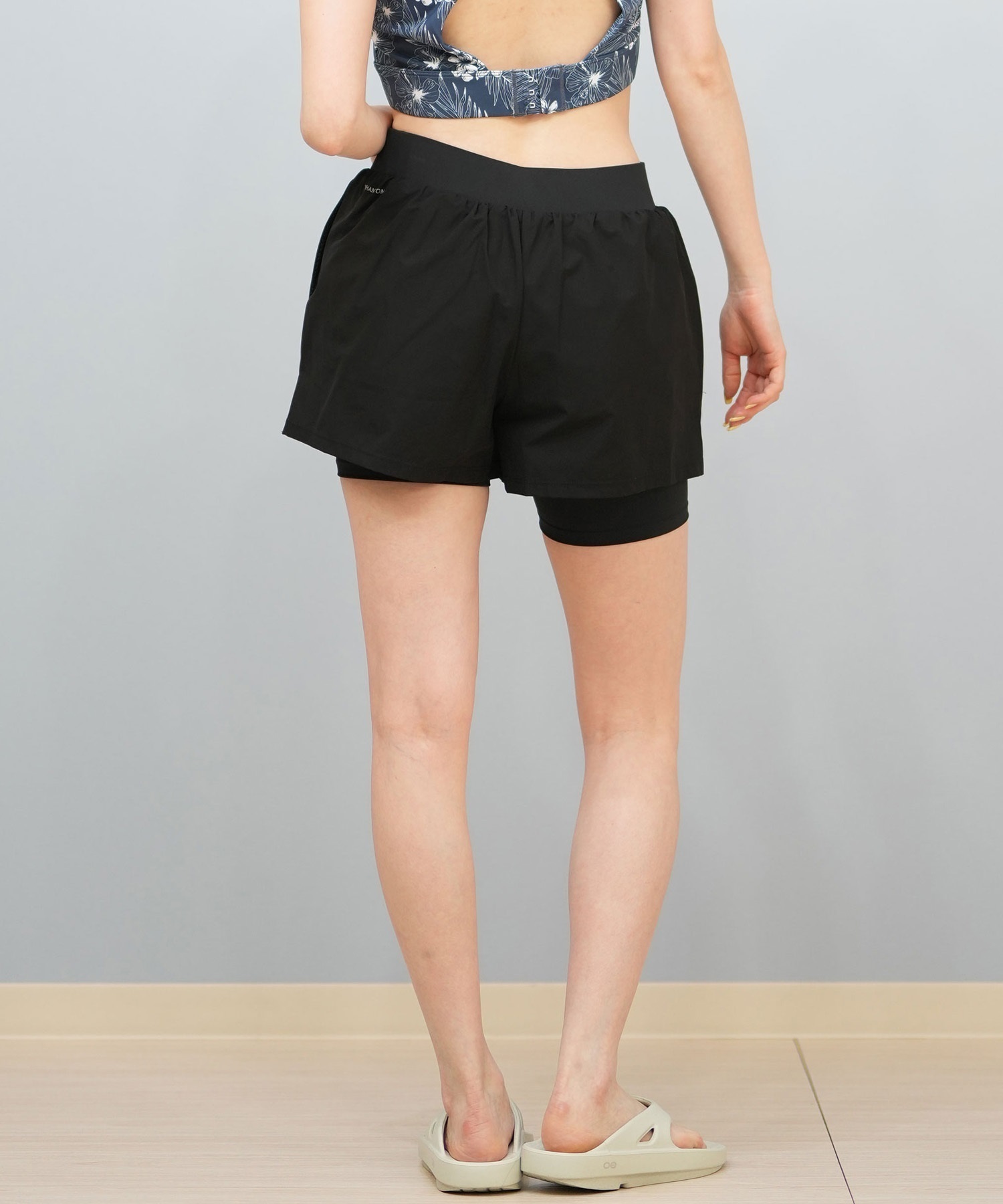 Hurley ハーレー ショートパンツ 水陸両用 ショーツ 水着 レディース PHANTOM LEGGINGS SHORTS WAWS251043(BLK-S)