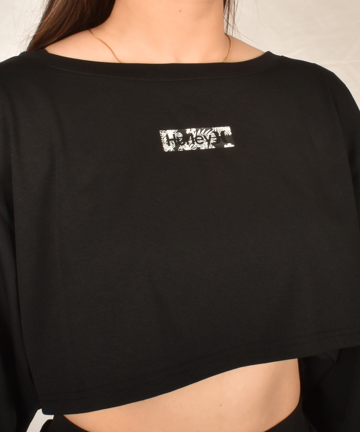 Hurley ハーレー ラッシュガード 長袖 Tシャツ ロンT クロップド