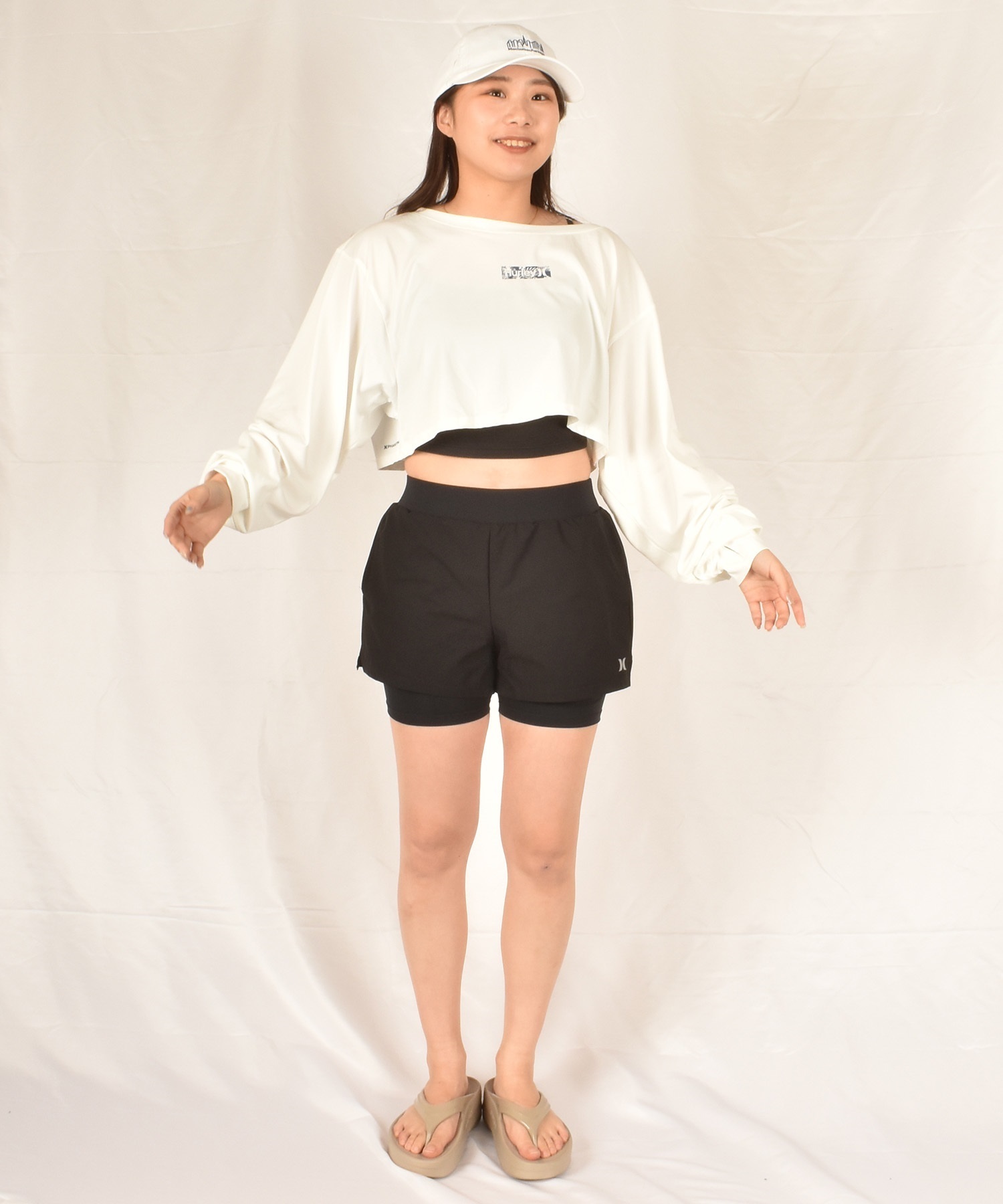 Hurley ハーレー ラッシュガード 長袖 Tシャツ ロンT クロップド