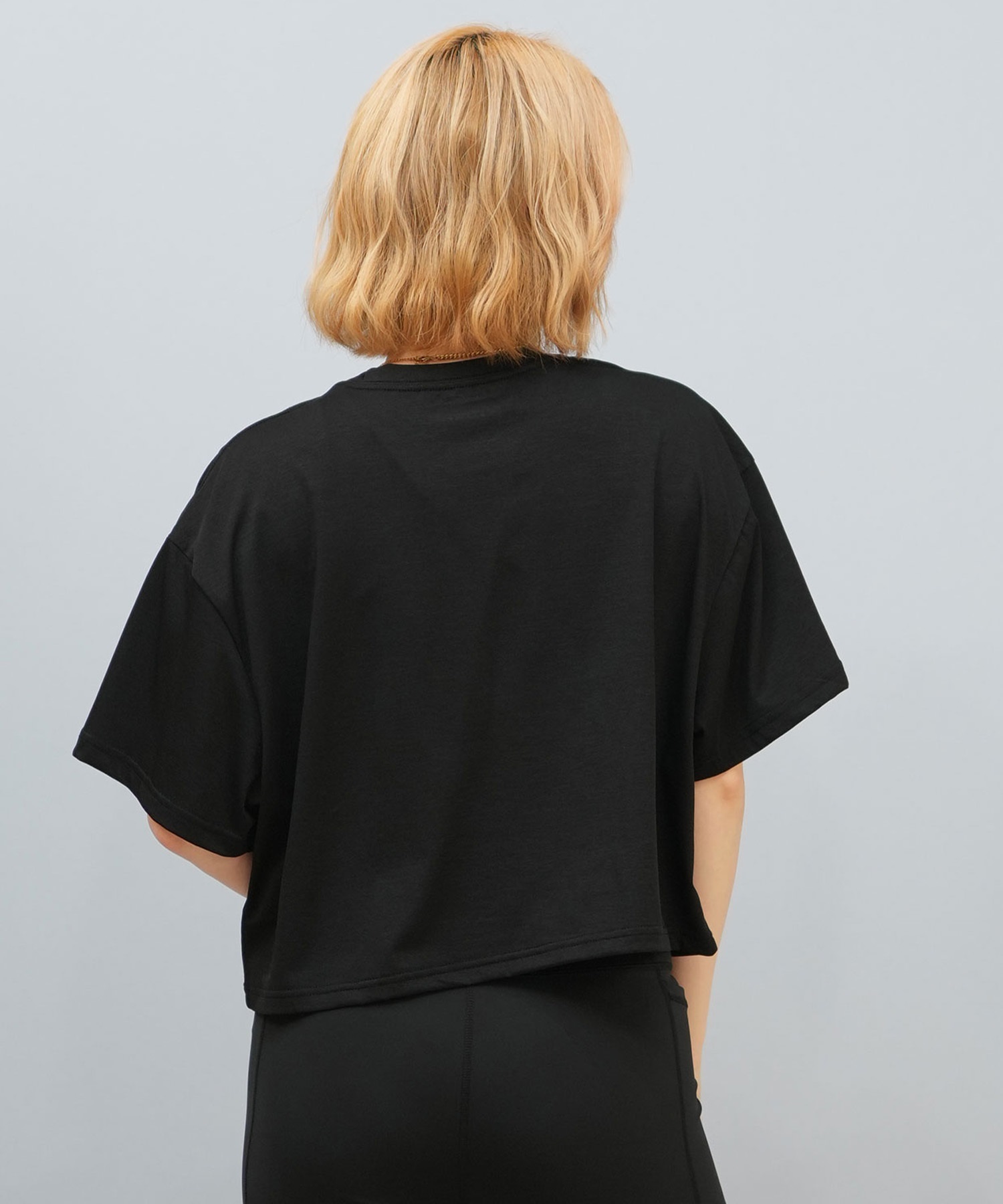 Hurley ハーレー 水着 レディース ラッシュガード 半袖 Tシャツ クロップド丈 ショート丈 水陸両用 吸汗速乾 UVカット WSRG251007(BLK-M)