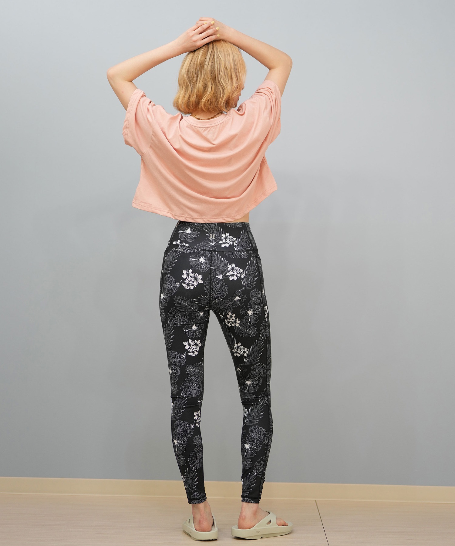 Hurley ハーレー 水着 レディース ラッシュガード 半袖 Tシャツ クロップド丈 ショート丈 水陸両用 吸汗速乾 UVカット WSRG251007(BLK-M)