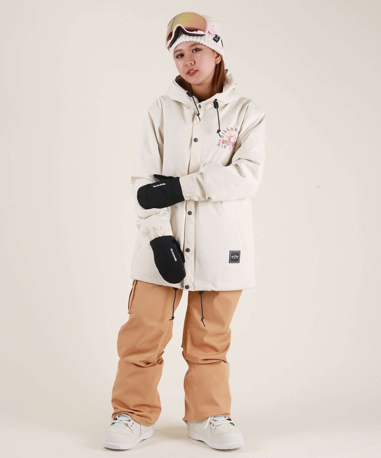 BILLABONG フーディ ホワイト　スノーボード　ウェア　スノボー BILLABONG ビラボン スノーボード ウェア ジャケット レディース BF01L