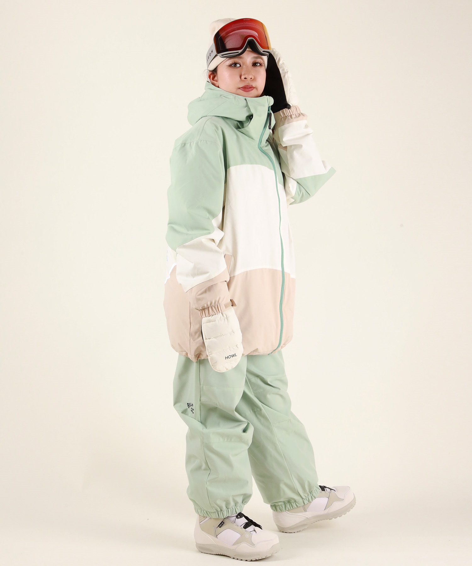 【美品】BILLABONG スノーボードウェア ジャケット 迷彩 レディースL 美品】BILLABONG スノーボードウェア ジャケット 迷彩 人気 レディース