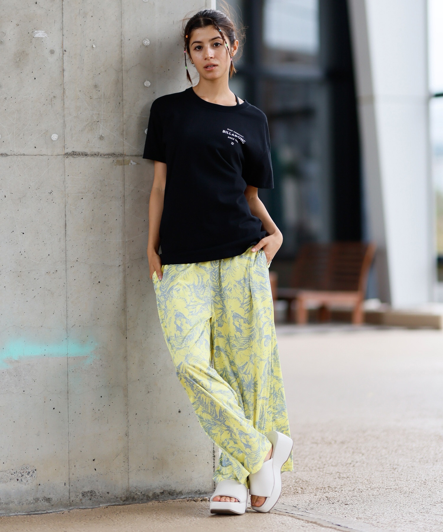 BILLABONG ビラボン 半袖 Tシャツ レディース バックプリント