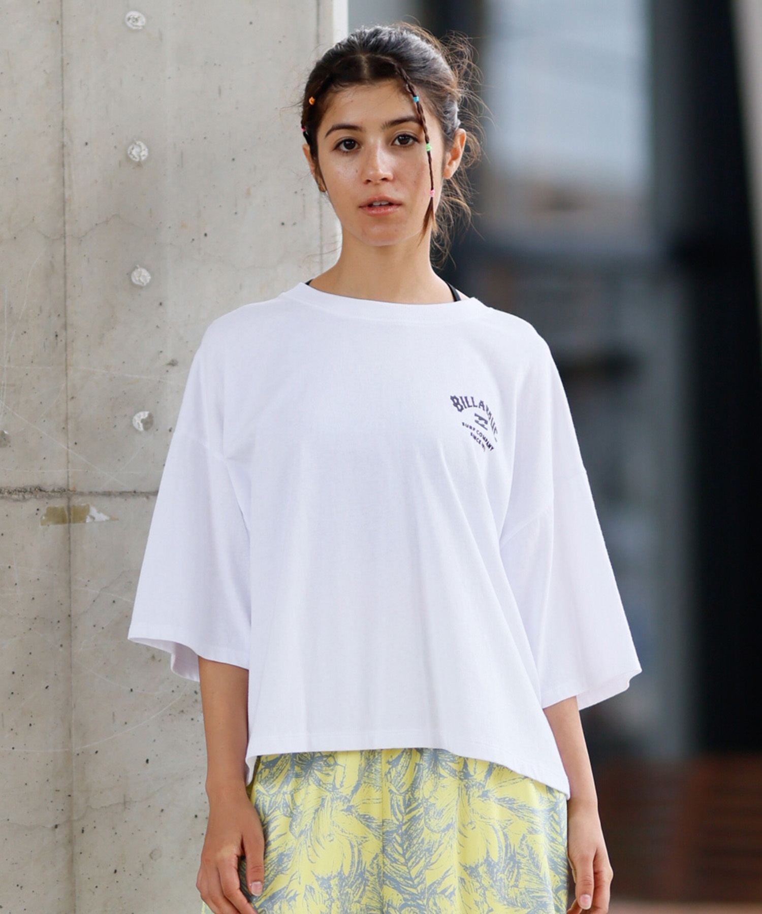 BILLABONG ビラボン 半袖 Tシャツ レディース バックプリント クロップド丈 SQUARE LOGO LOOSE CROPPED TEE BF013-205(WHT-M)