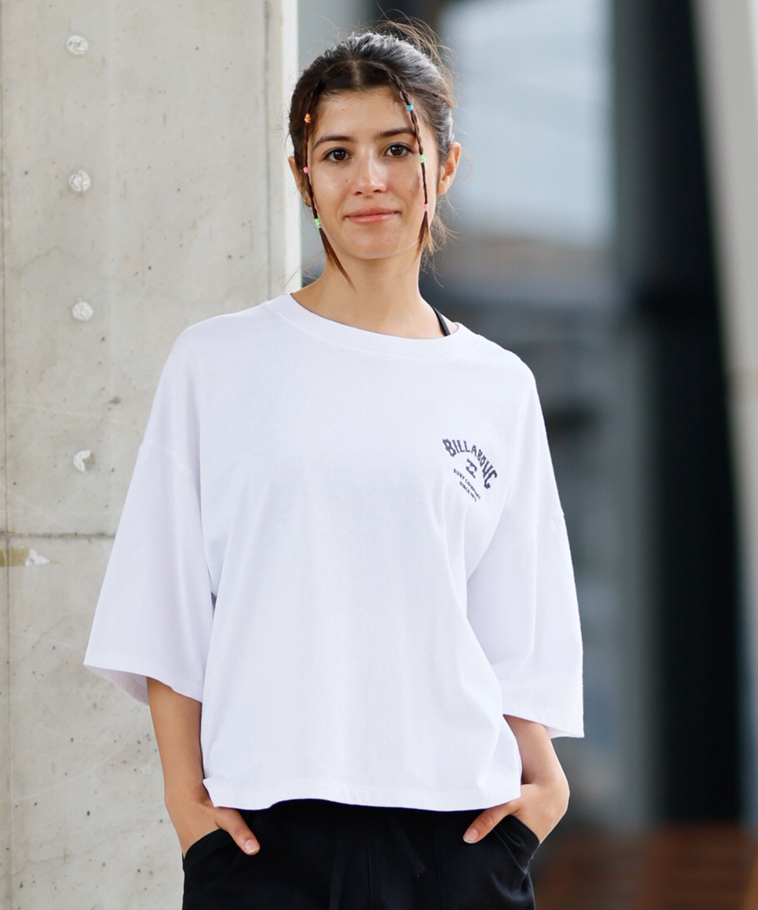 BILLABONG ビラボン 半袖 Tシャツ レディース バックプリント クロップド丈 SQUARE LOGO LOOSE CROPPED TEE BF013-205(WHT-M)