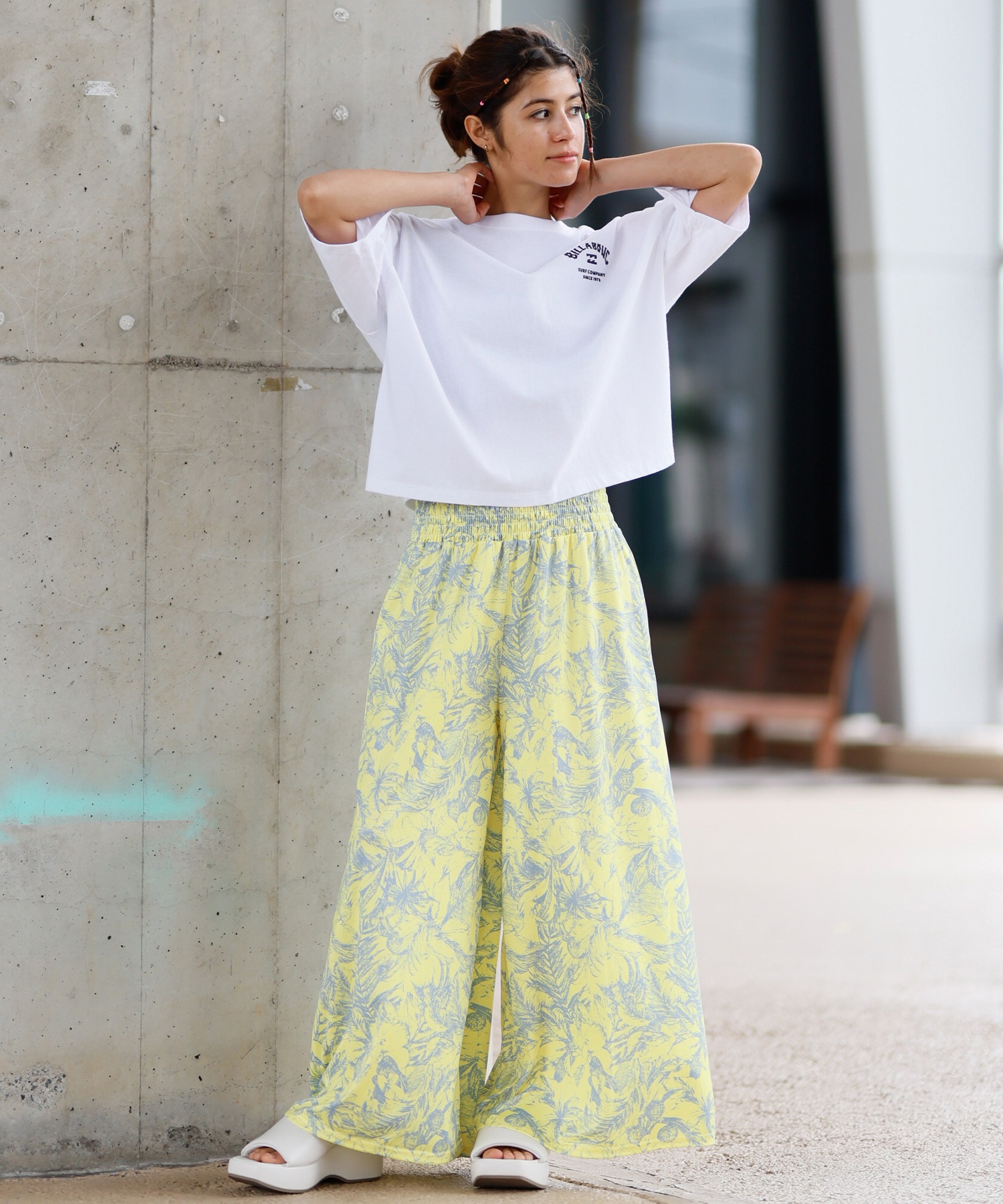 BILLABONG ビラボン 半袖 Tシャツ レディース バックプリント クロップド丈 SQUARE LOGO LOOSE CROPPED TEE BF013-205(WHT-M)