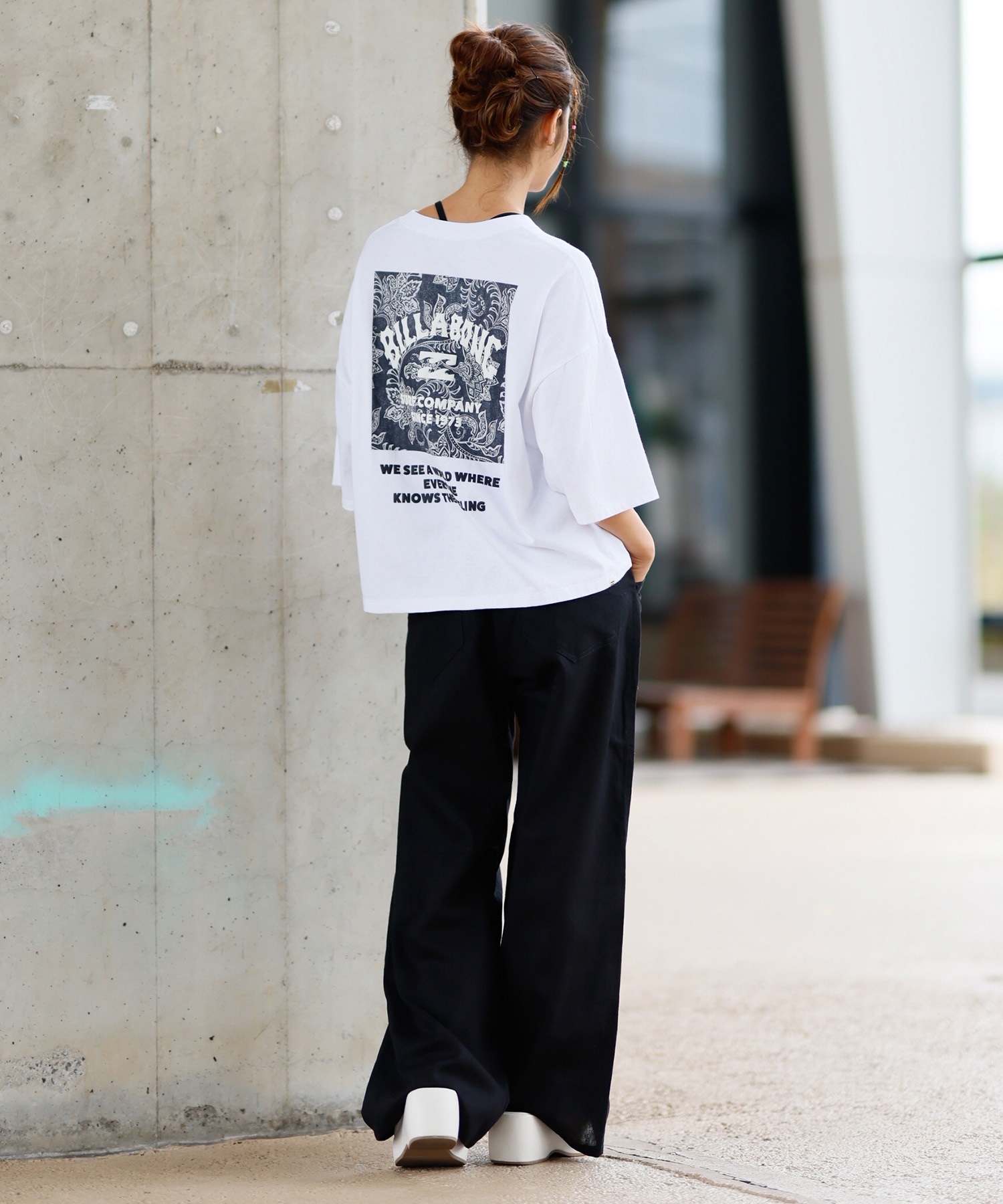 BILLABONG ビラボン 半袖 Tシャツ レディース バックプリント クロップド丈 SQUARE LOGO LOOSE CROPPED TEE BF013-205(WHT-M)