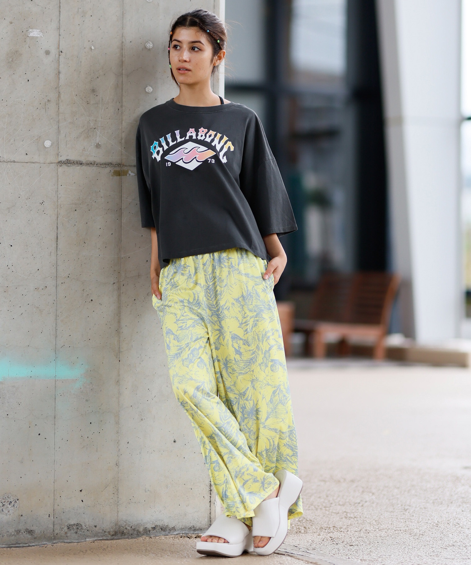 BILLABONG ビラボン 半袖 Tシャツ レディース フロントプリント クロップド丈 SUNSET ARCH LOOSE CROPPED TEE BF013-208(SCS-M)