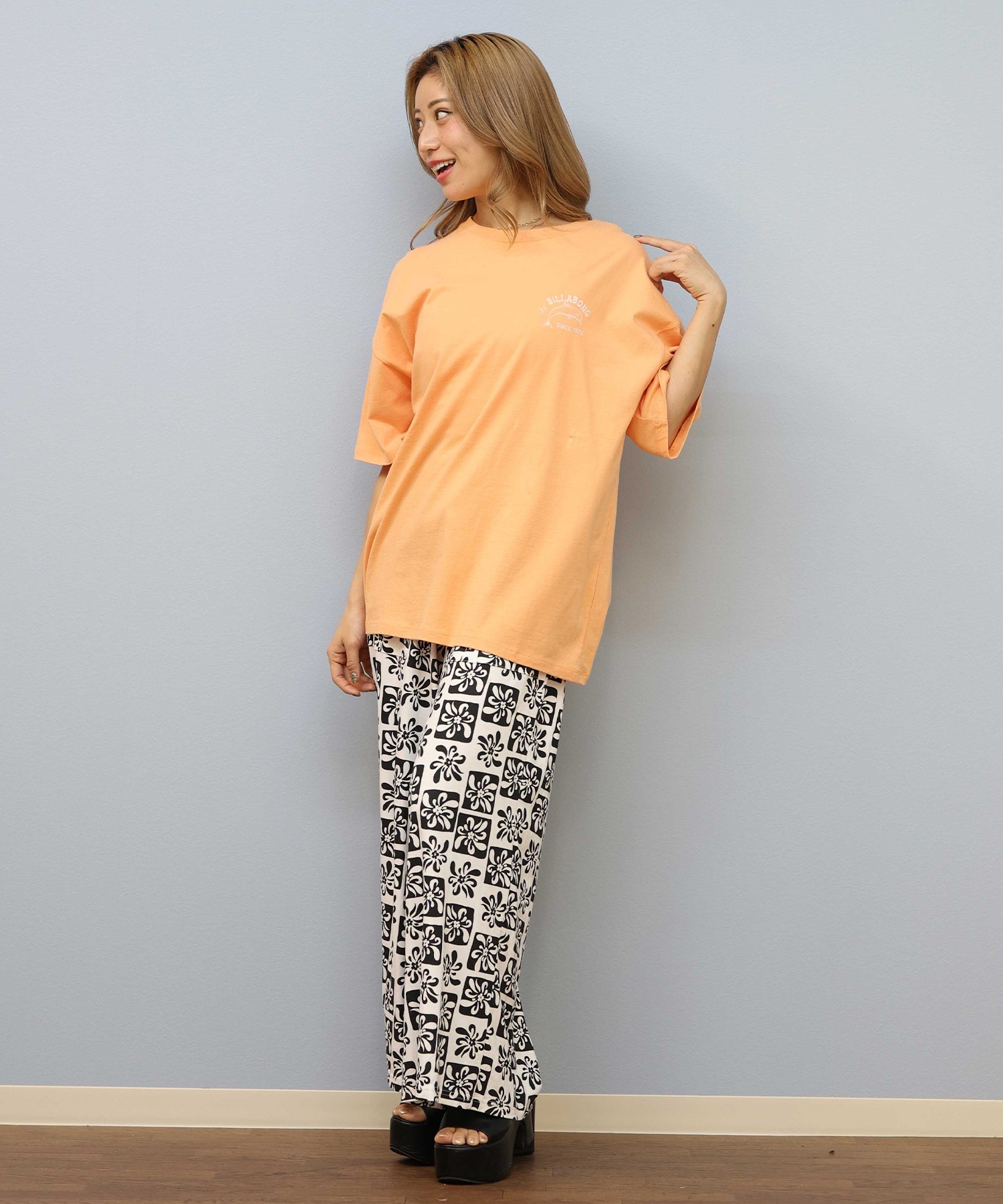 BILLABONG ビラボン 半袖 Tシャツ レディース バックプリント オーバー 