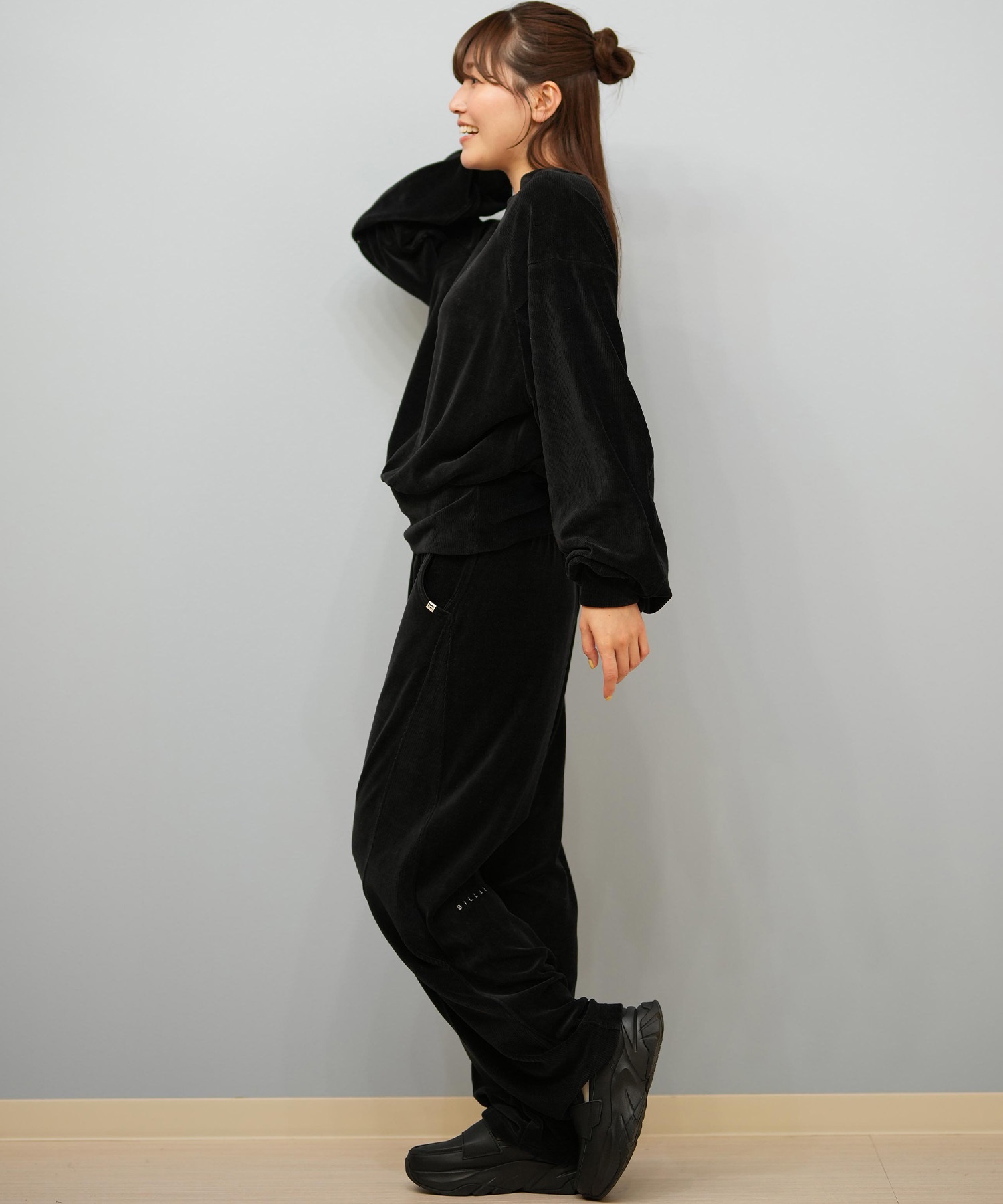 BILLABONG ビラボン ロングパンツ レディース ベロア ロゴ SWITCHBACK