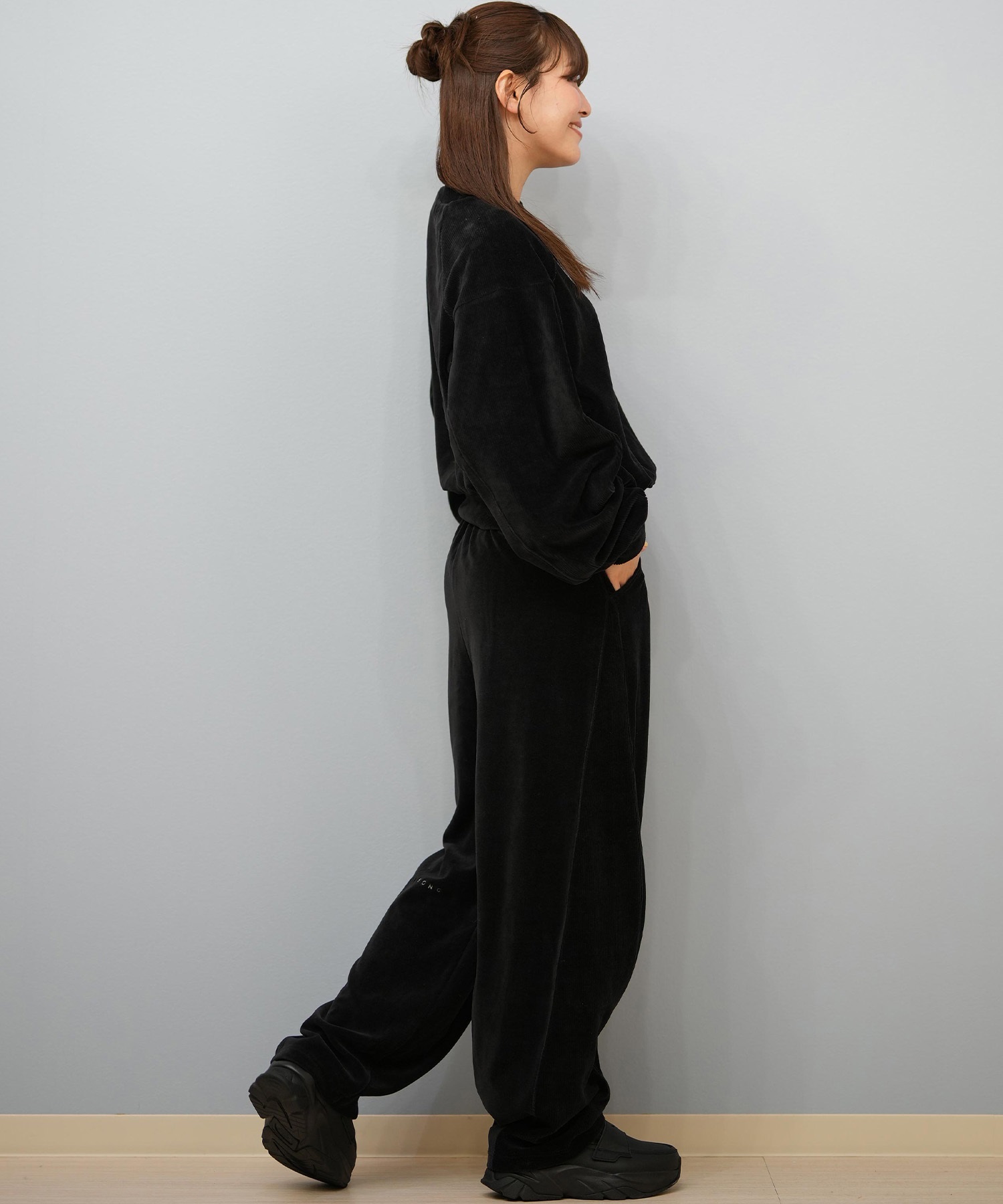 BILLABONG ビラボン ロングパンツ レディース ベロア ロゴ SWITCHBACK