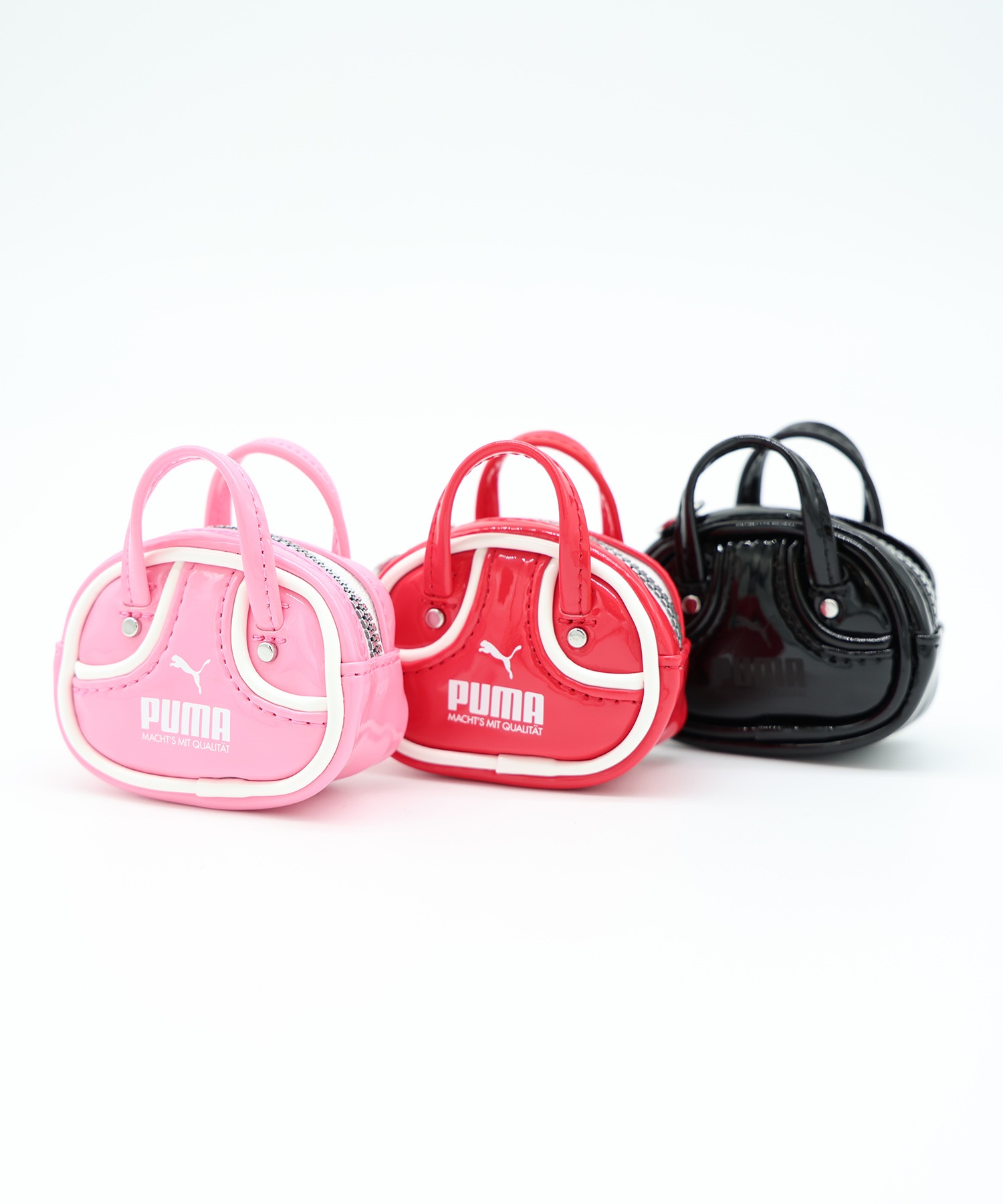 お値下⭐️激レア⭐️ゴールドマンサックス ⭐️ 非売品 メッセンジャーバッグ 未使用 PUMA プーマ バッグ ユニセックス プーマ 1976 グリップバッグ
