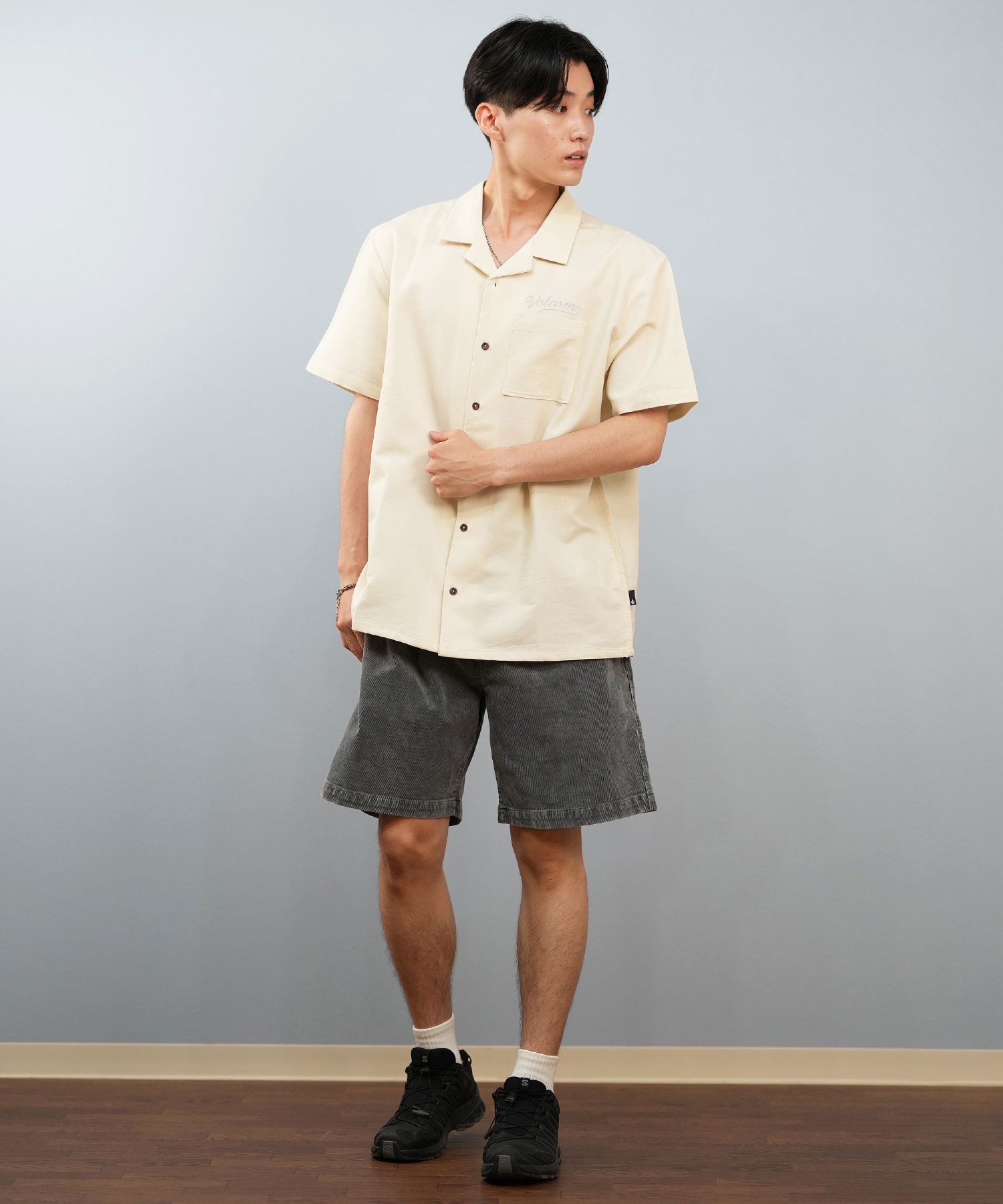 VOLCOM ボルコム 半袖 シャツ メンズ ワンポイント ロゴ シンプル Otis