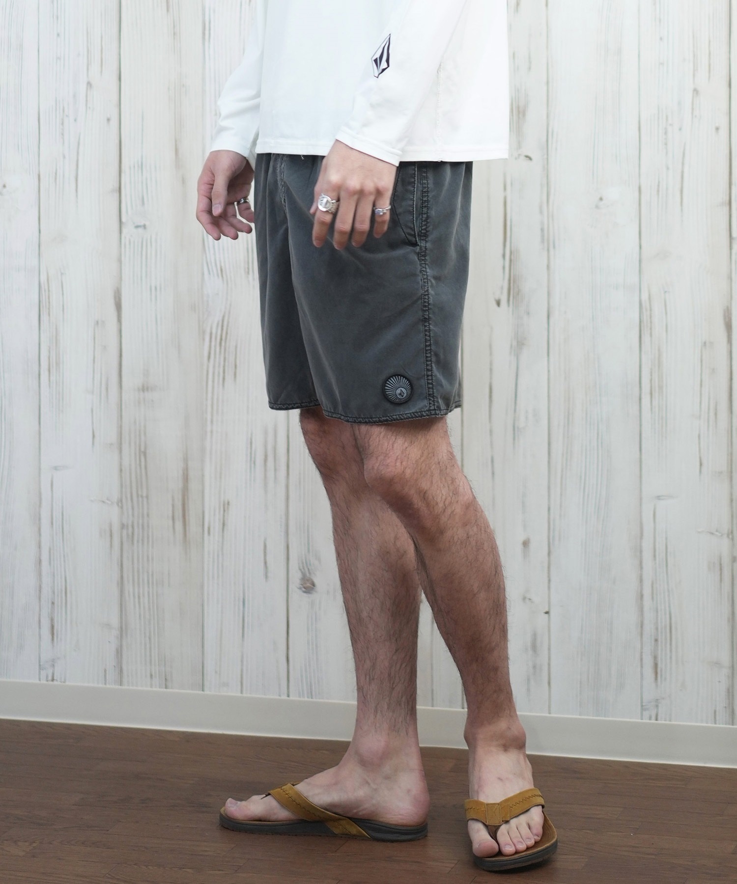 VOLCOM ボルコム 水着 トランクス ボードショーツ メンズ 水陸