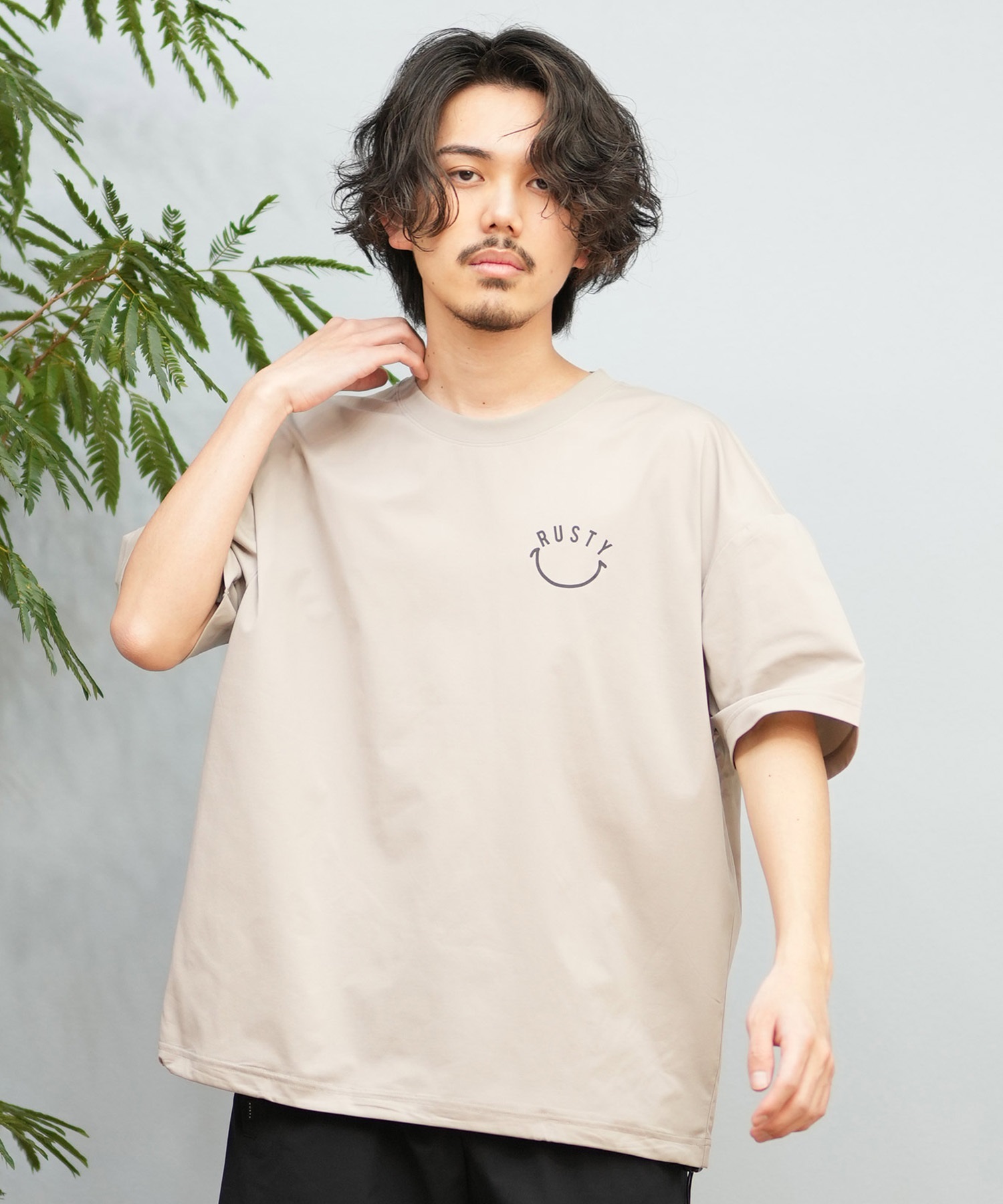 RUSTY ラスティ 水着 ラッシュガード 半袖 Tシャツ メンズ バック