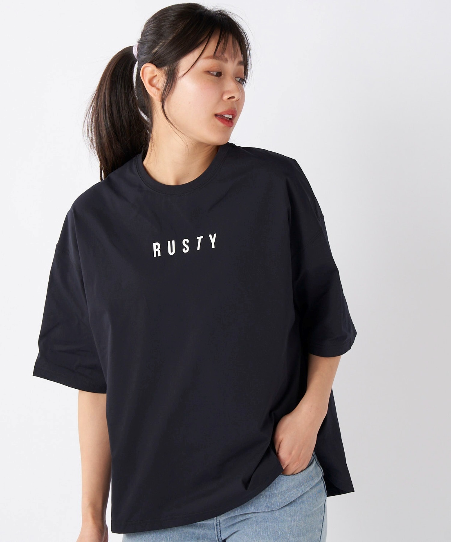 RUSTY ラスティ 水着 レディース ラッシュガード 半袖 Tシャツ バック