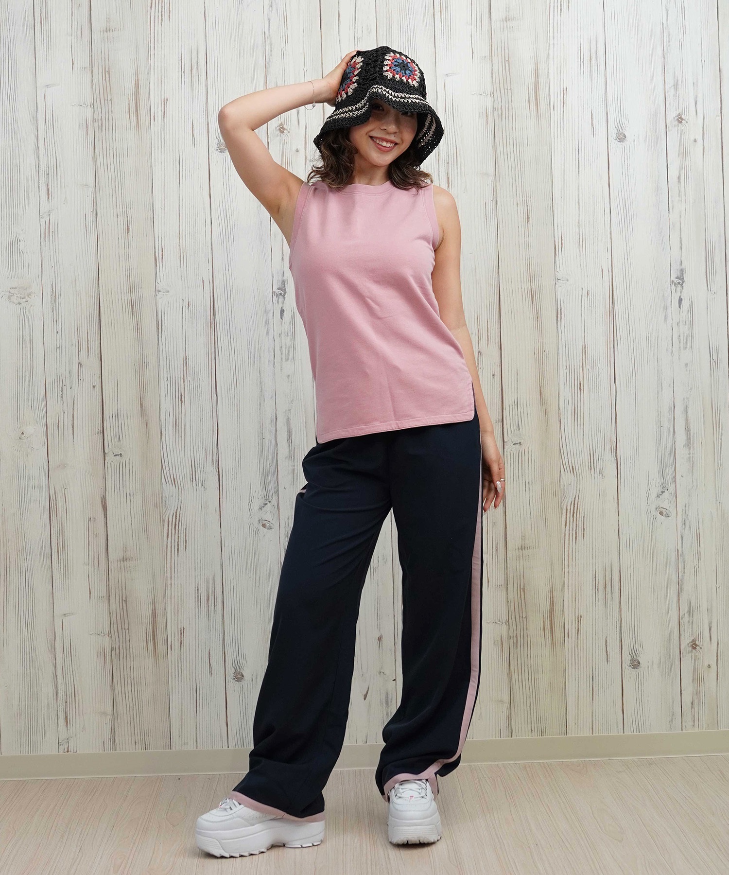 RIKKA FEMME リッカファム タンクトップ レディース ノースリーブ 袖なし 無地 シンプル ストレッチ RF25HS05(CGY-SM)
