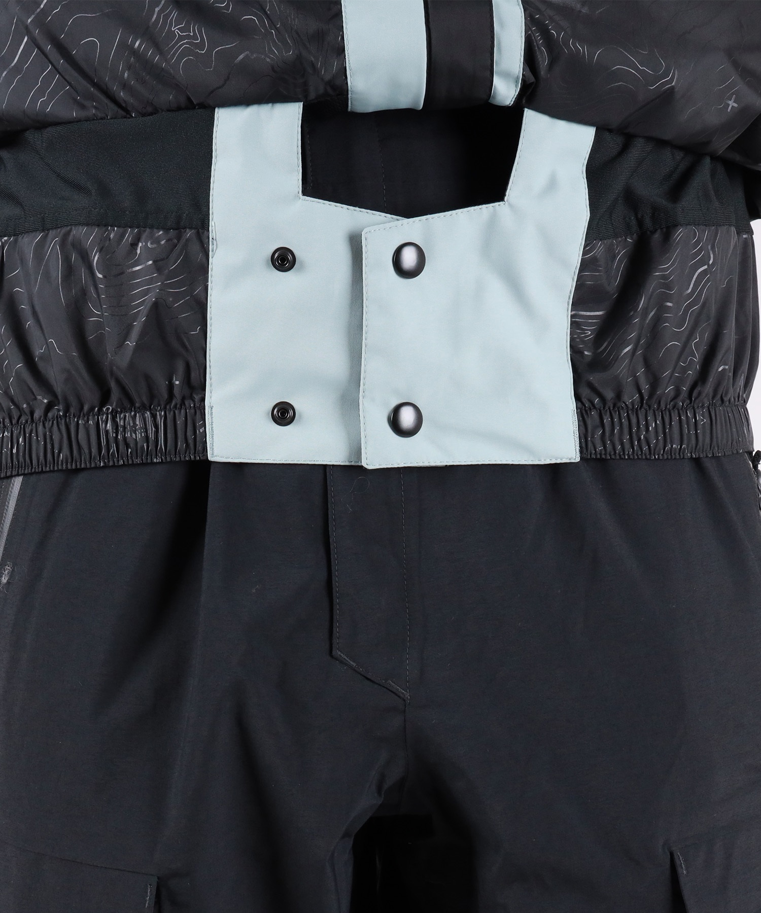 2526】686 シックスエイトシックス スノーボード ウェア ジャケット