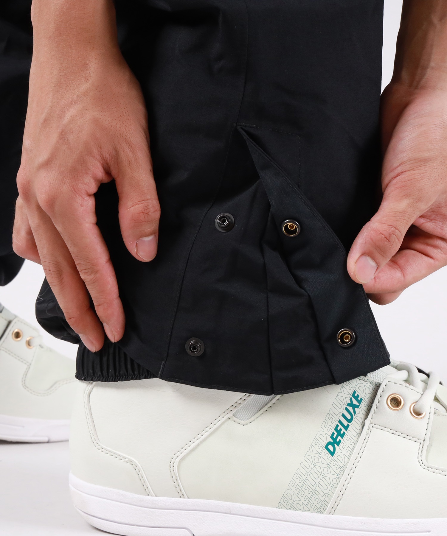 【早期購入/店頭受取対象外】 686 シックスエイトシックス スノーボード ウェア パンツ ユニセックス GORE-TEX DISPATCH BIB ゴアテックス 25-26モデル MM A17(BLK-M)