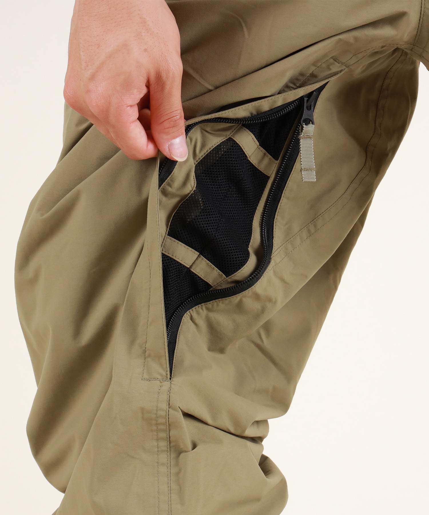 【早期購入/店頭受取対象外】 686 シックスエイトシックス スノーボード ウェア パンツ ユニセックス GORE-TEX DOJO SHELL ゴアテックス 25-26モデル MM A17(SGE-XS)