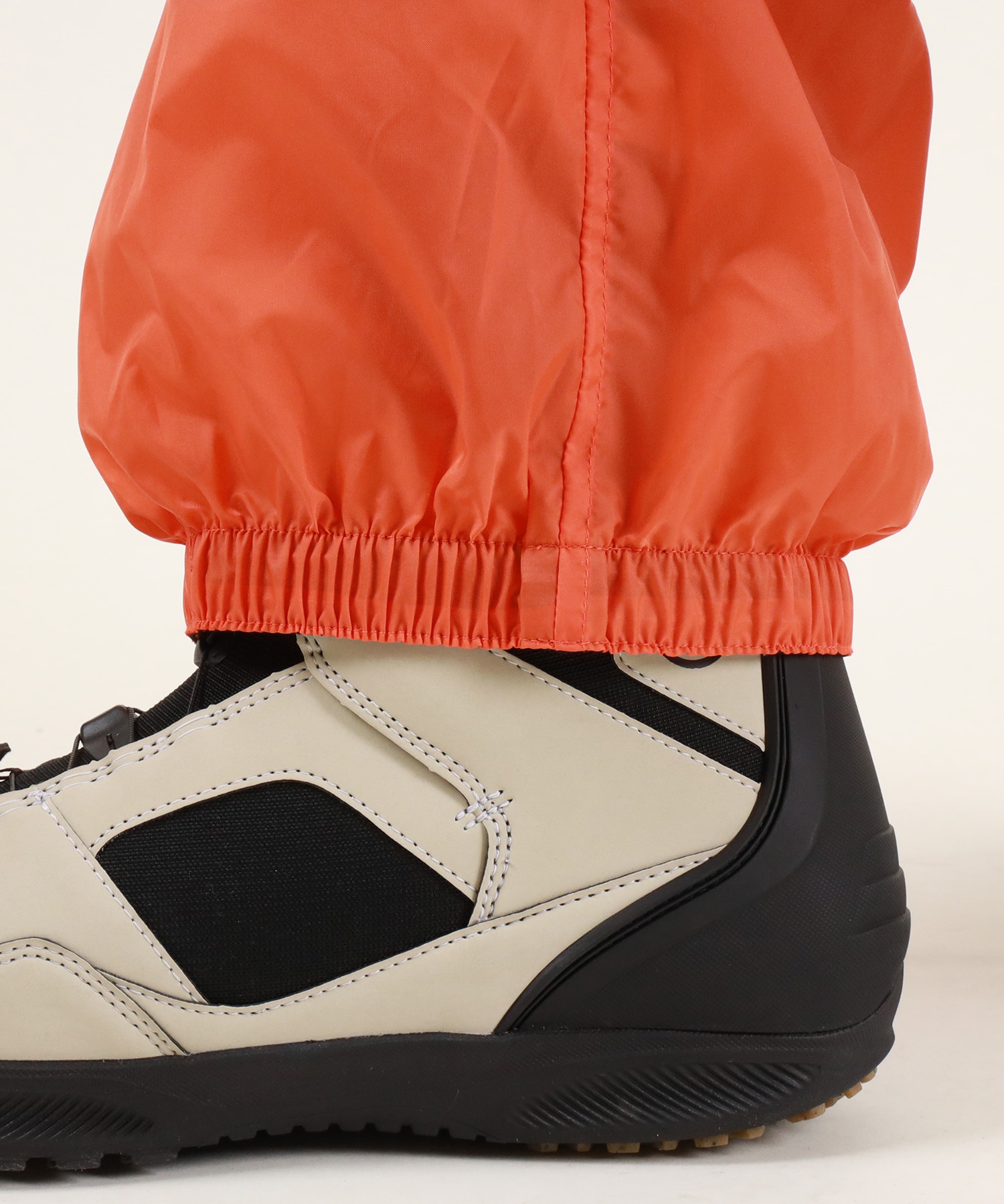 686 シックスエイトシックス スノーボード ウェア パンツ ユニセックス