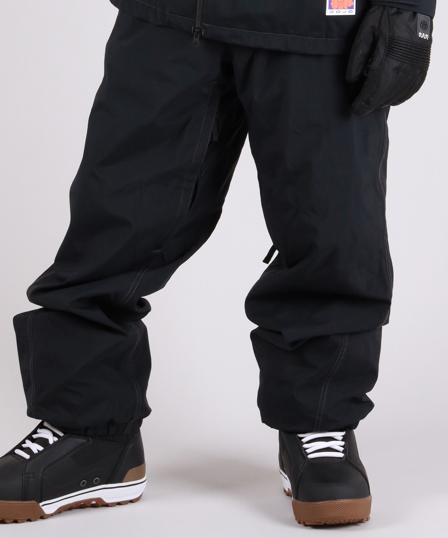 2526】686 シックスエイトシックス スノーボード ウェア パンツ ユニ