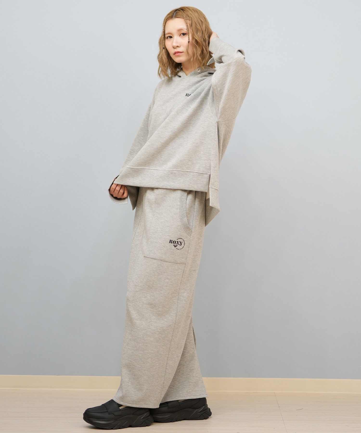 ROXY ロキシー プルオーバー パーカー レディース フーディー ロゴ ワンポイント オーバーサイズ セットアップ対応 RPO254610M(BLK-M)