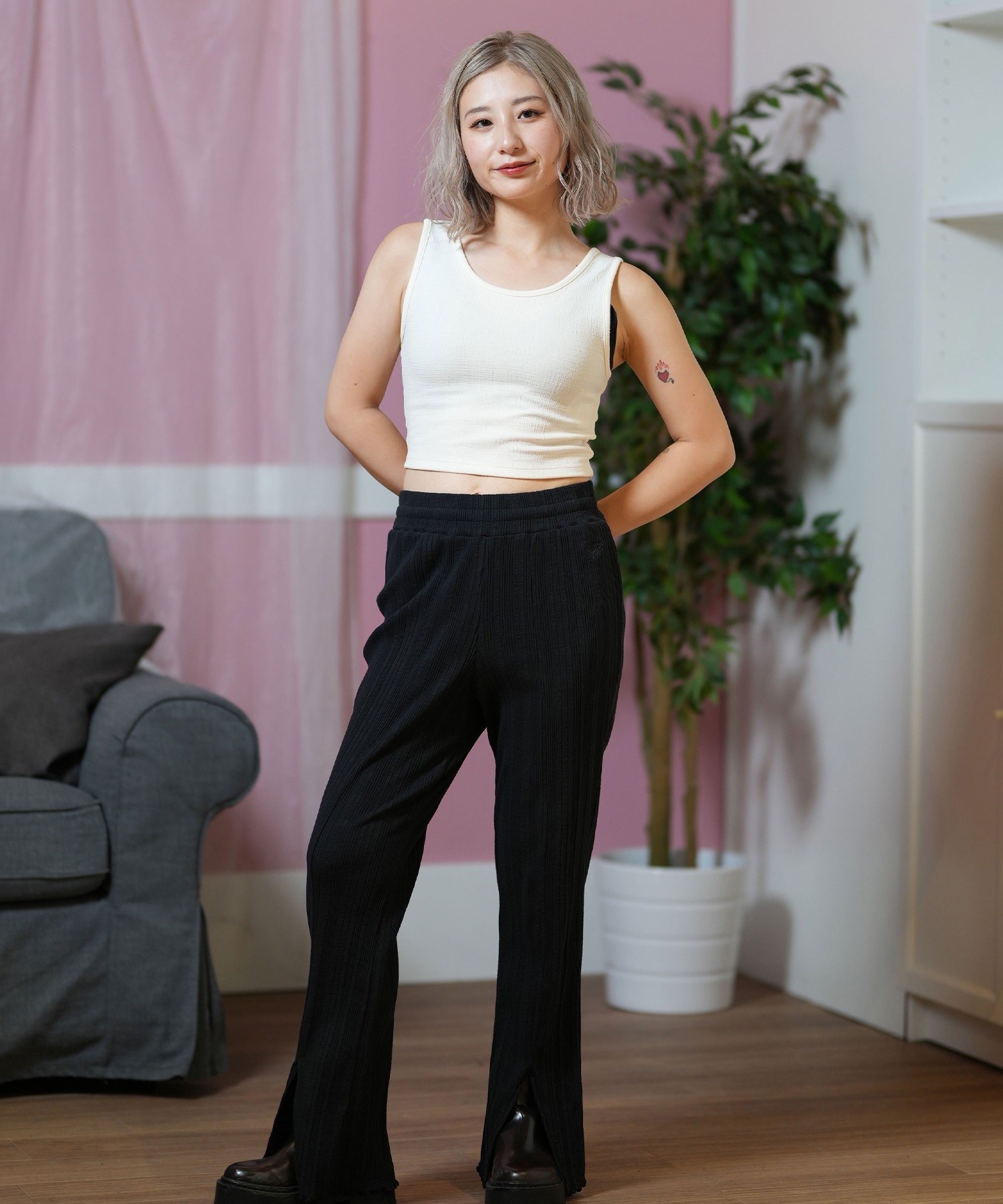  2024年おすすめのアイテム満載 ROXY ロキシー タンクトップ レディース クロップド丈 GOOD その他