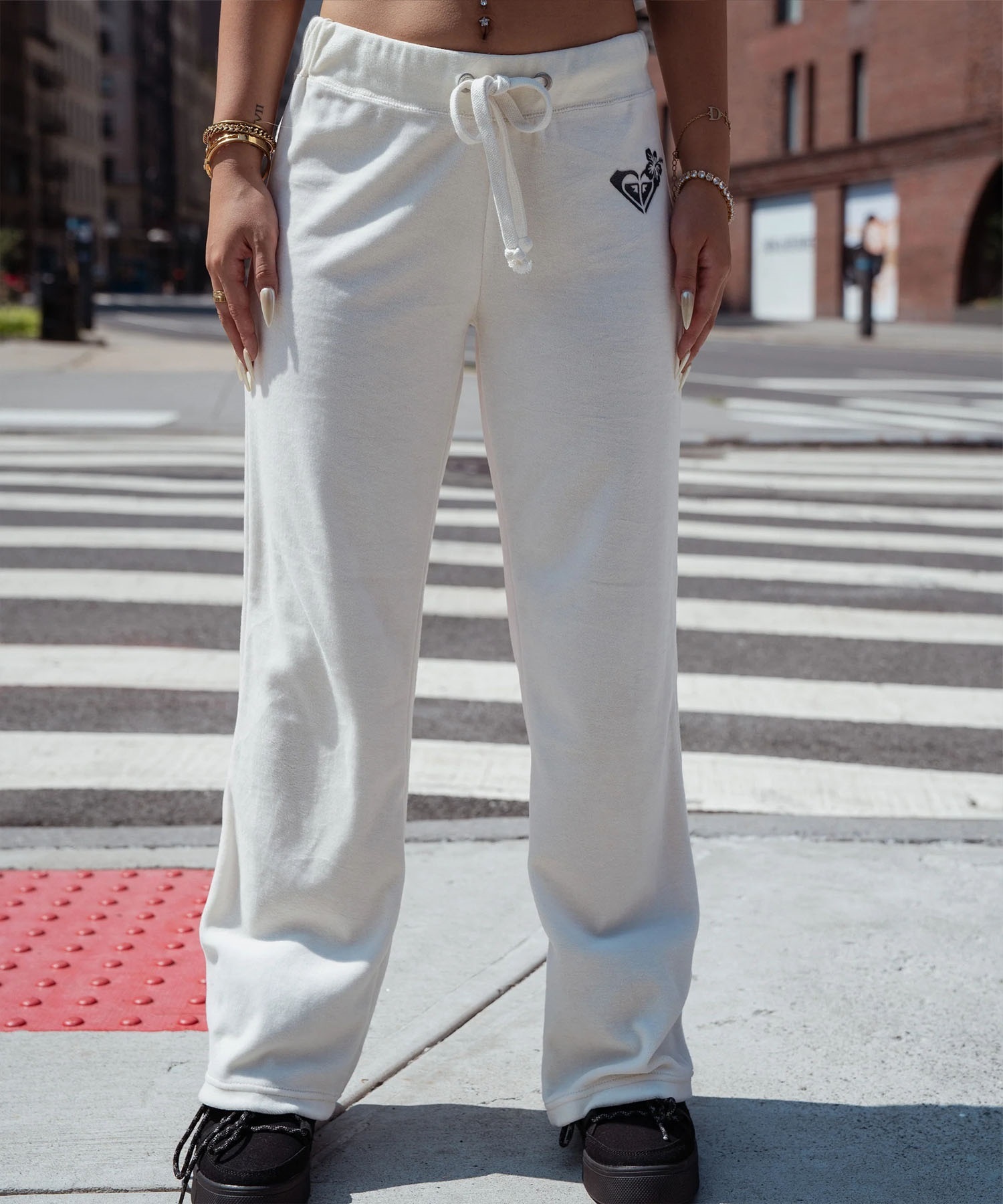 ROXY ロキシー × MANA ロングパンツ レディース ベロア セットアップ対応 ROXY CRUISERS RPT254618T(NVY-M)