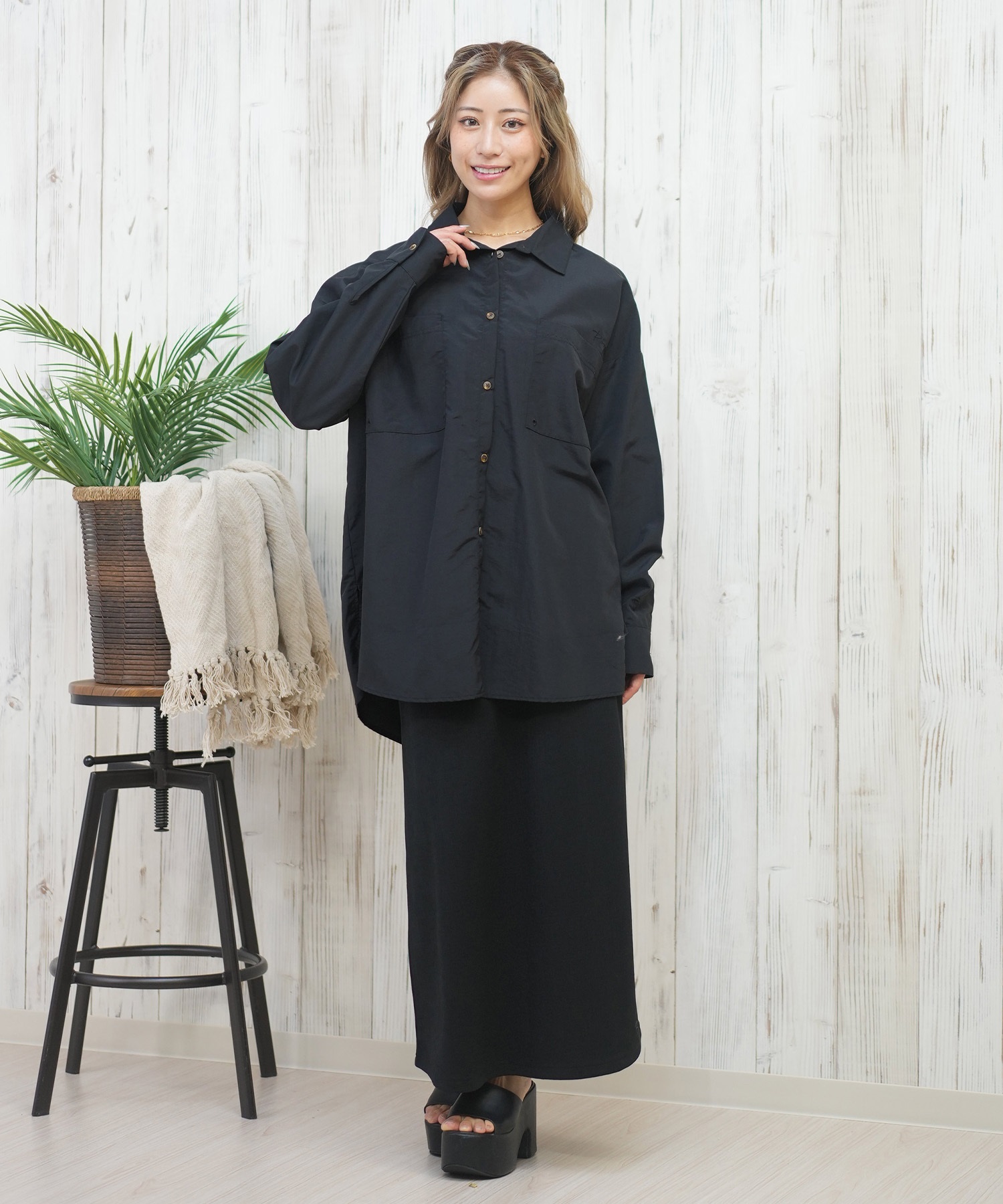 (レガッタ) Regatta レディース Christian Lacroix Beauvision Butterfly 長袖 スウェットシャツ トレーナー RG9517 (ダークカー RVCA レディース TOUGH LUCK CROPPED CREW トレーナー CLO
