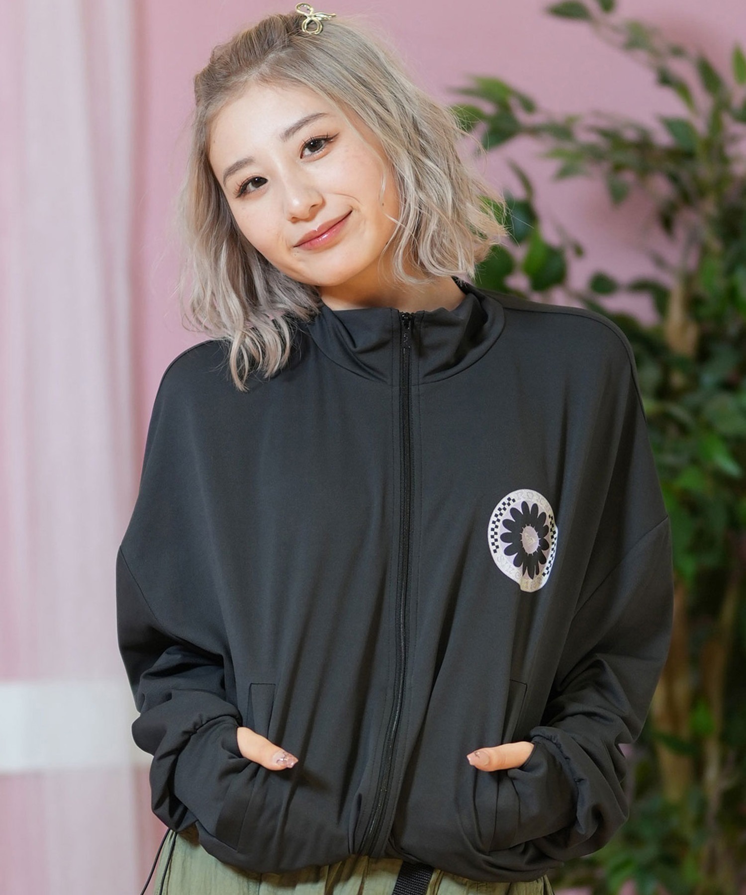 美品♡ロキシー ROXY 水着 4点セット Mサイズ 長袖 ラッシュTシャツ付き NERGY(ナージー) / 【ROXY】ALL ABOUT SOL 長袖ラッシュTシャツ