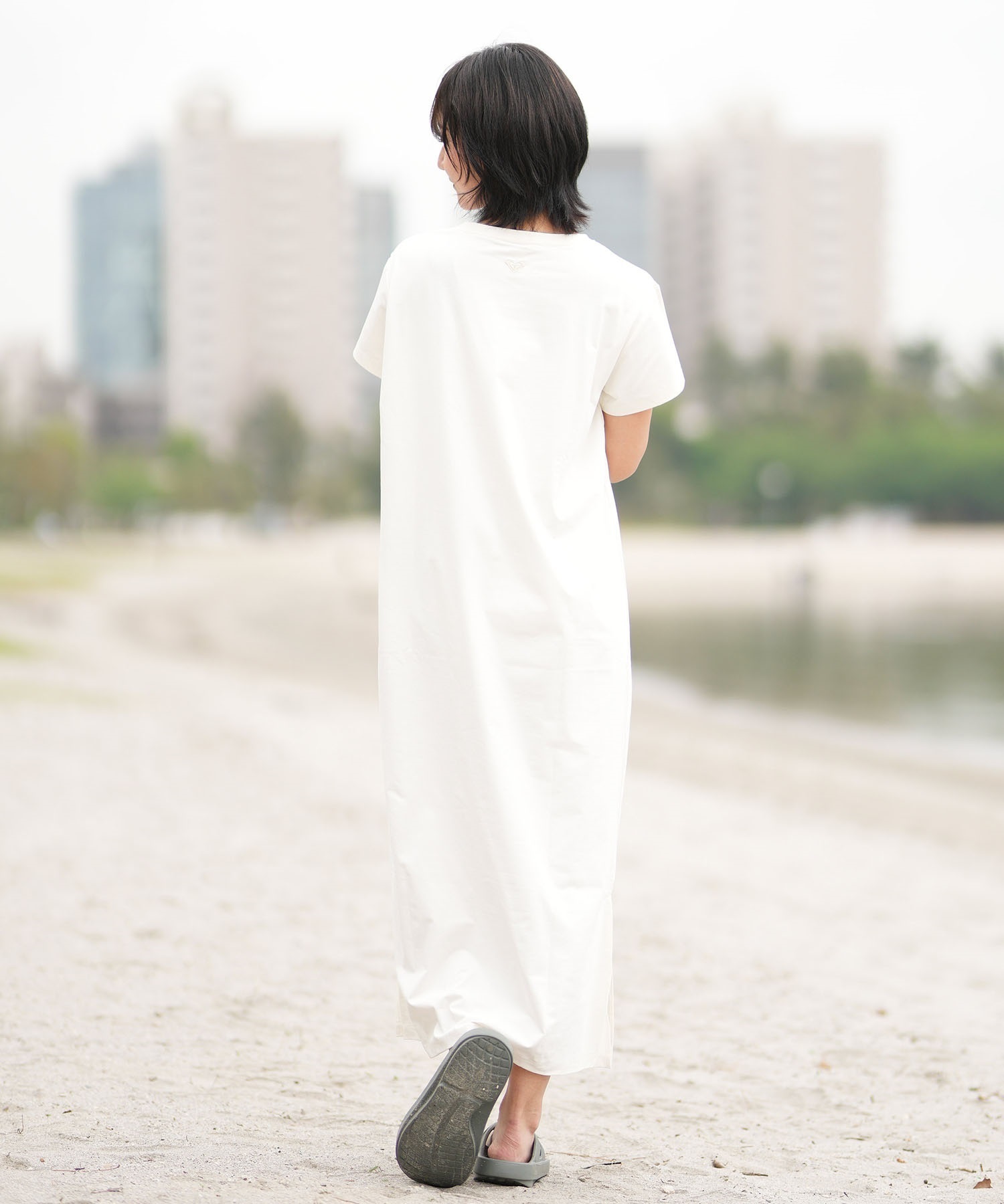 ROXY ロキシー 水着 ラッシュガード ワンピース レディース 水陸両用