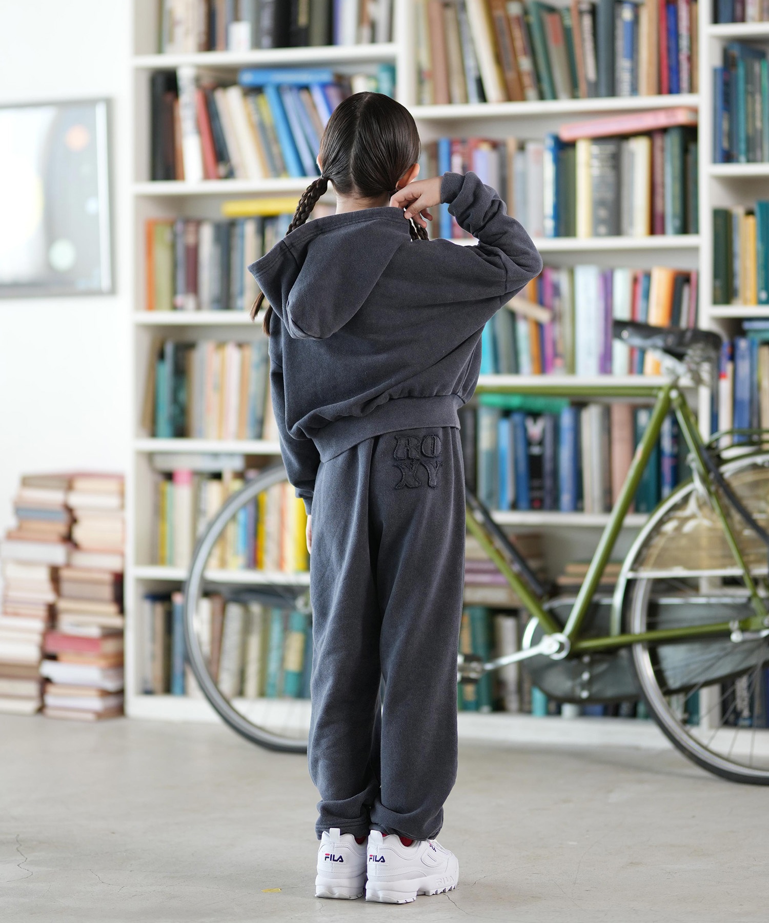 ROXY ロキシー ジップアップ パーカー キッズ ジュニア 子供 スウェット フーディー ロゴ 裏毛 セットアップ対応 TZP254616M(BLK-130cm)