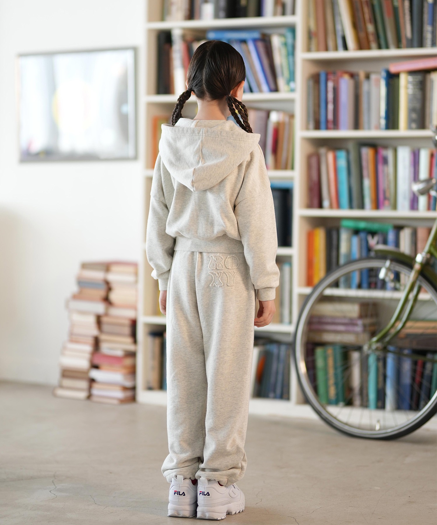 ROXY ロキシー ジップアップ パーカー キッズ ジュニア 子供 スウェット フーディー ロゴ 裏毛 セットアップ対応 TZP254616M(BLK-130cm)