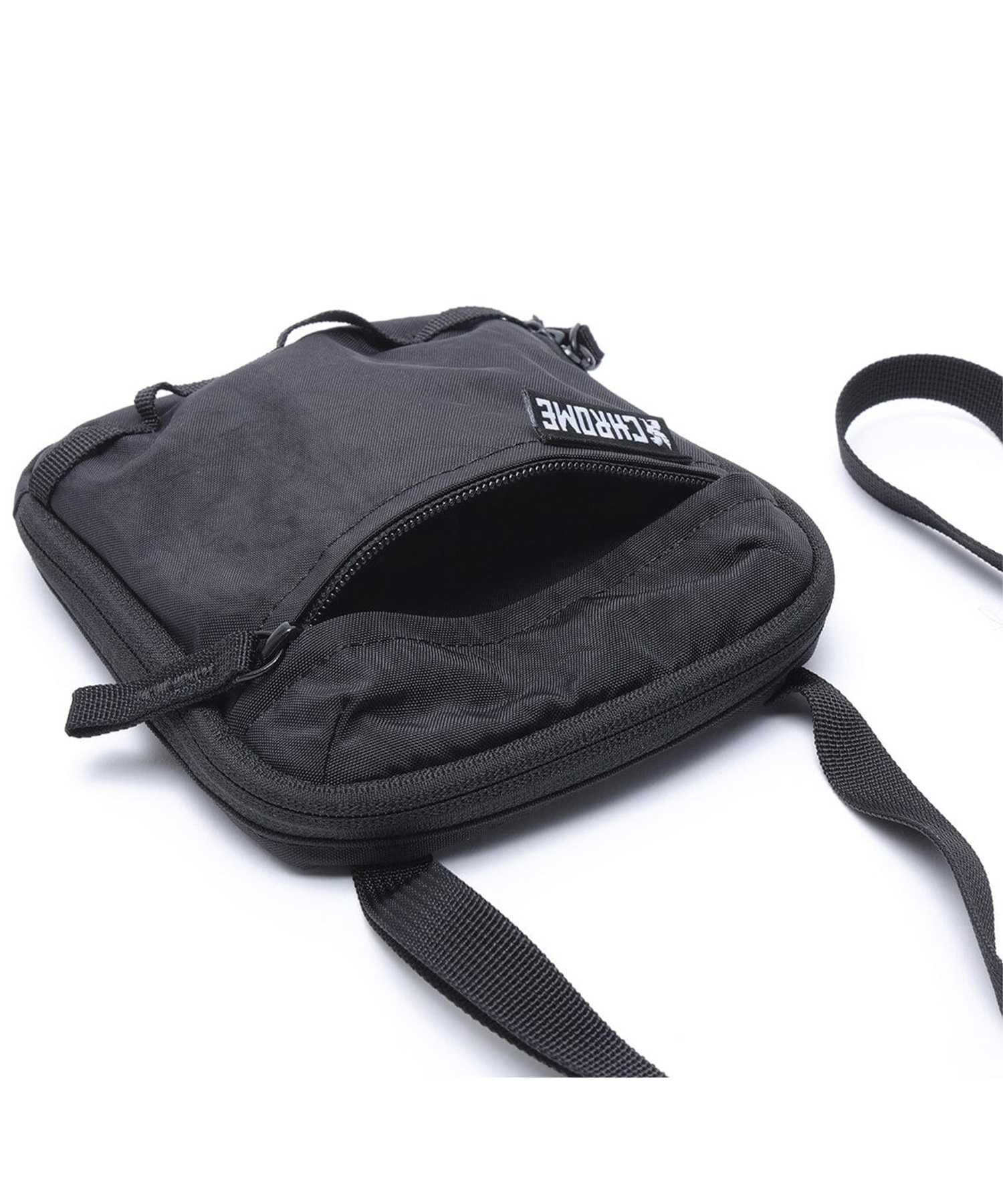 CHROME クローム ショルダーバッグ PAC POUCH パック ポーチ 2L